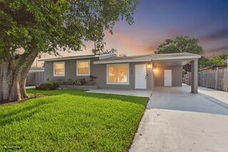 Foto de propiedad en 1485 SW 47th Terrace, Fort Lauderdale, FL 33317 Fort Lauderdale con MLS# 