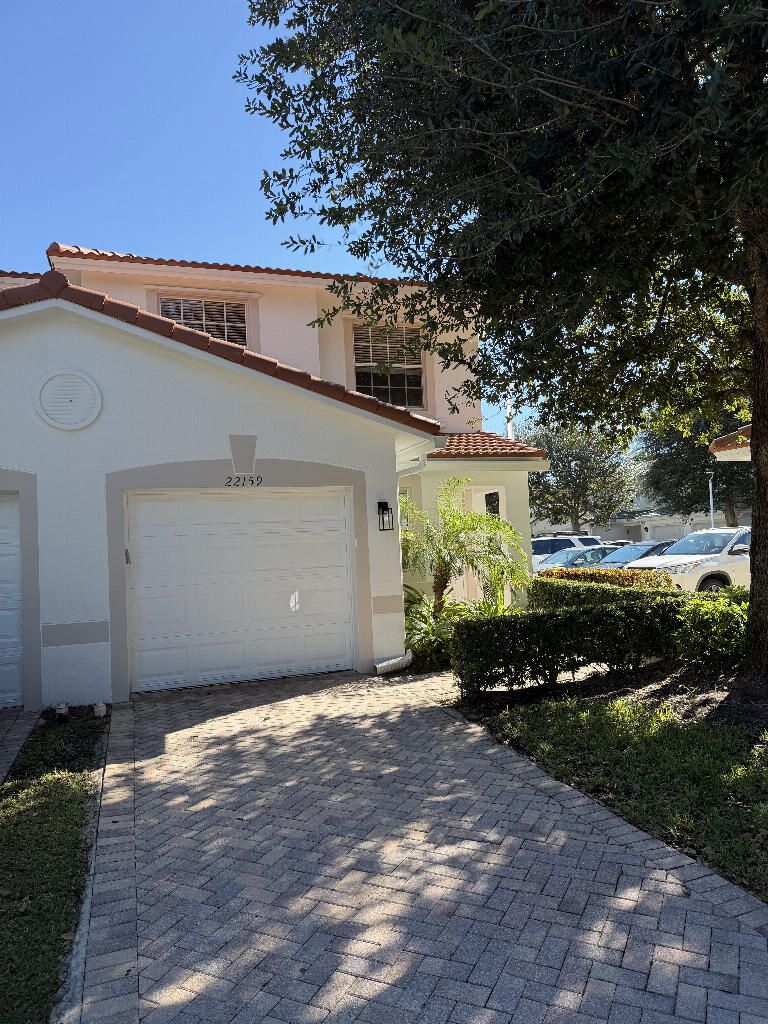 Foto de propiedad en 22159 Majestic Woods Way, Boca Raton, FL 33428 Boca Raton con MLS# 