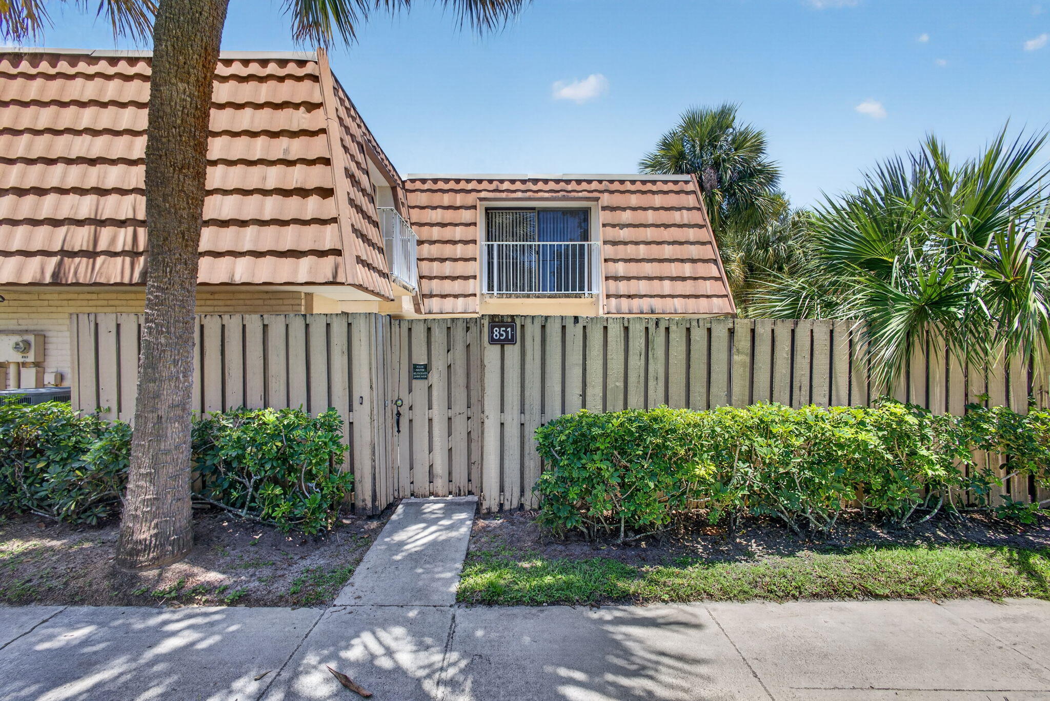 Alquilada 851 Blue Ridge Circle, West Palm Beach, FL 33409, West Palm Beach, FL 33409