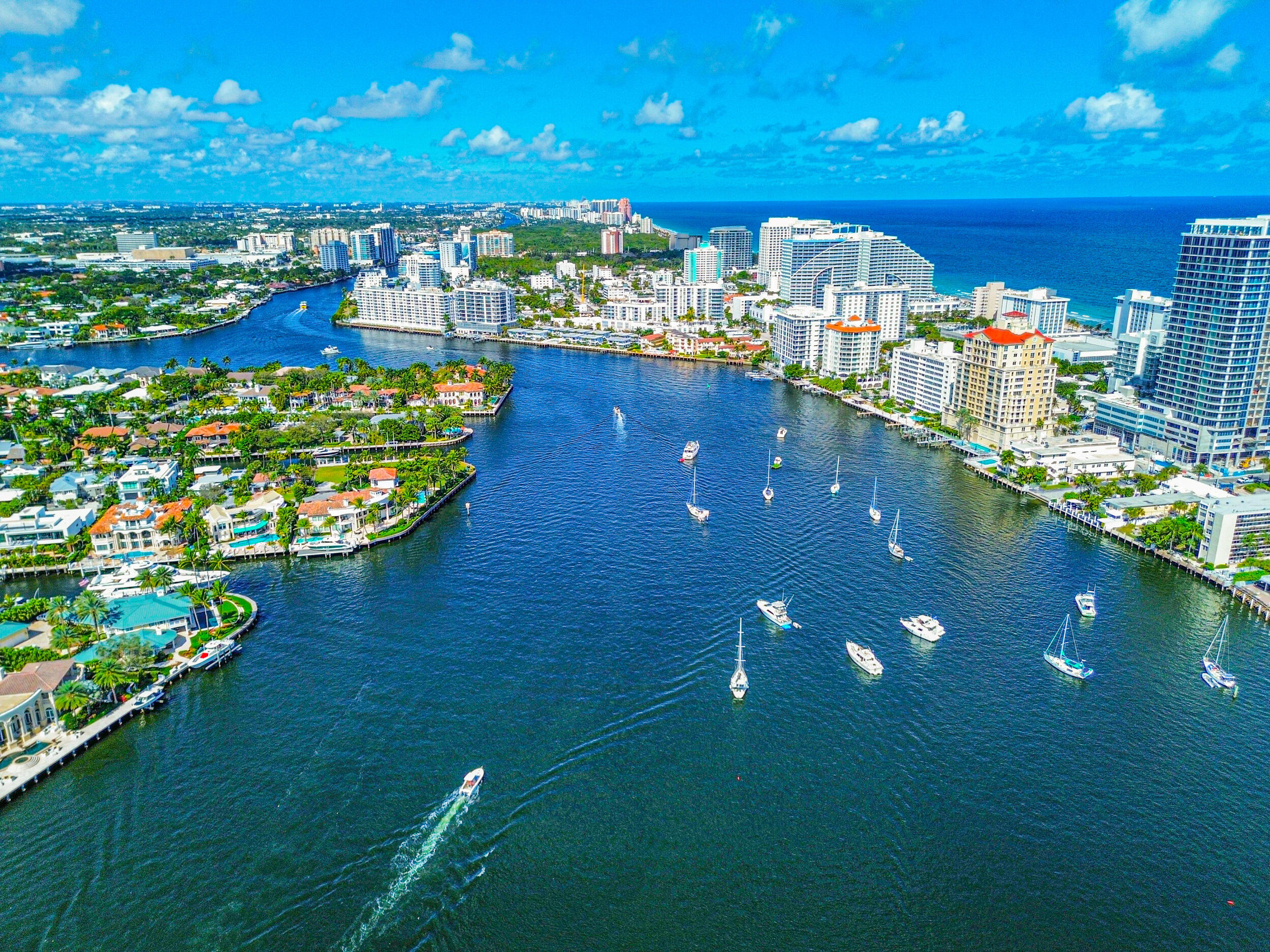 Foto de propiedad en 200 S Birch Road 701, Fort Lauderdale, FL 33316 Fort Lauderdale con MLS# 