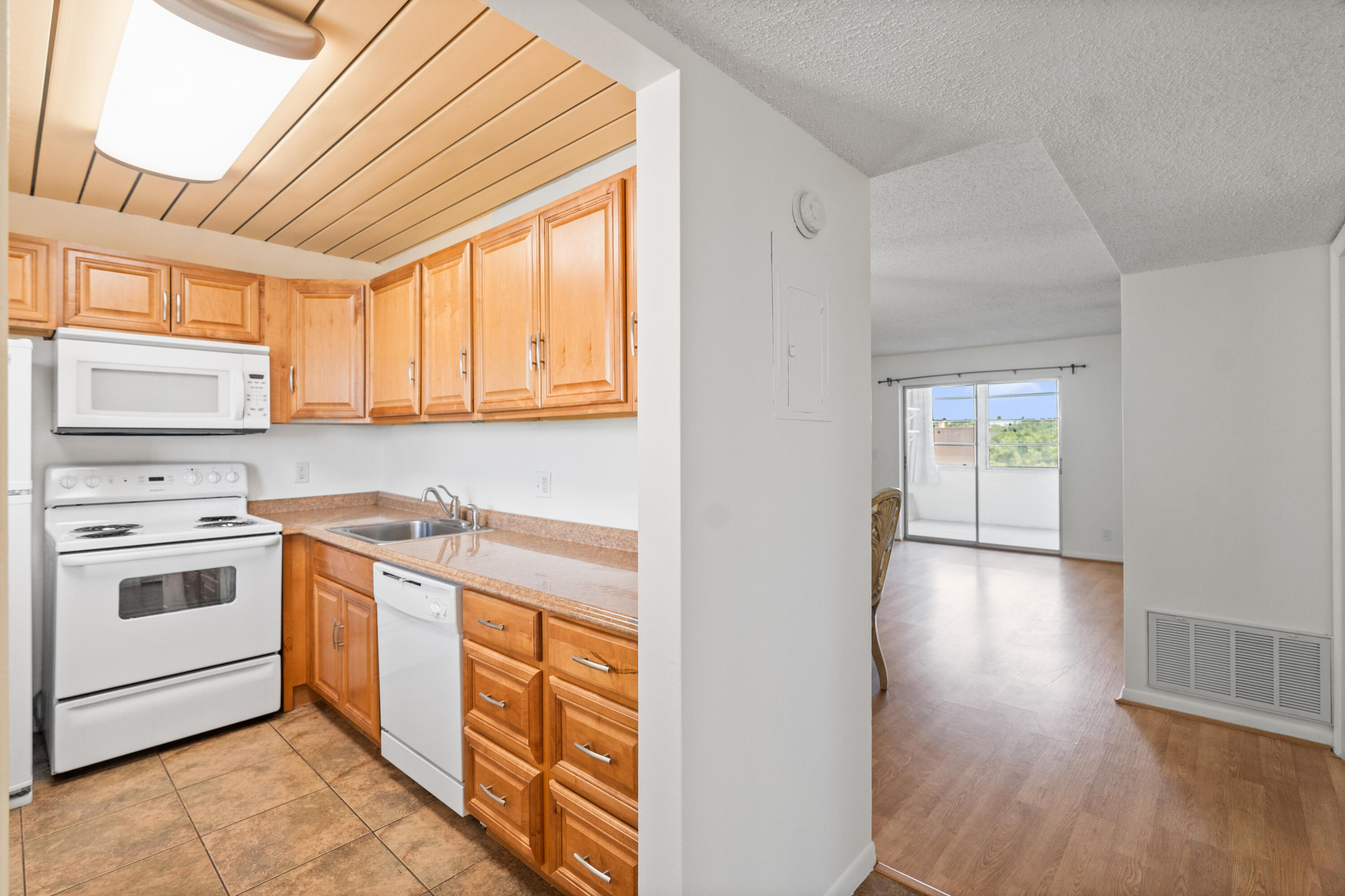 En Renta 2515 NE 2nd Court 418, Boynton Beach, FL 33435, Boynton Beach, FL 33435