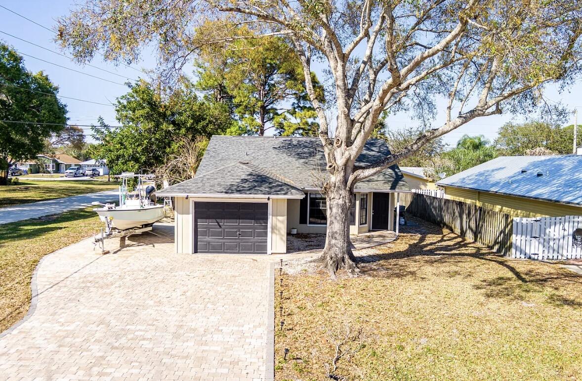 Alquilada 2890 1st Place, Vero Beach, FL 32968, Vero Beach, FL 32968