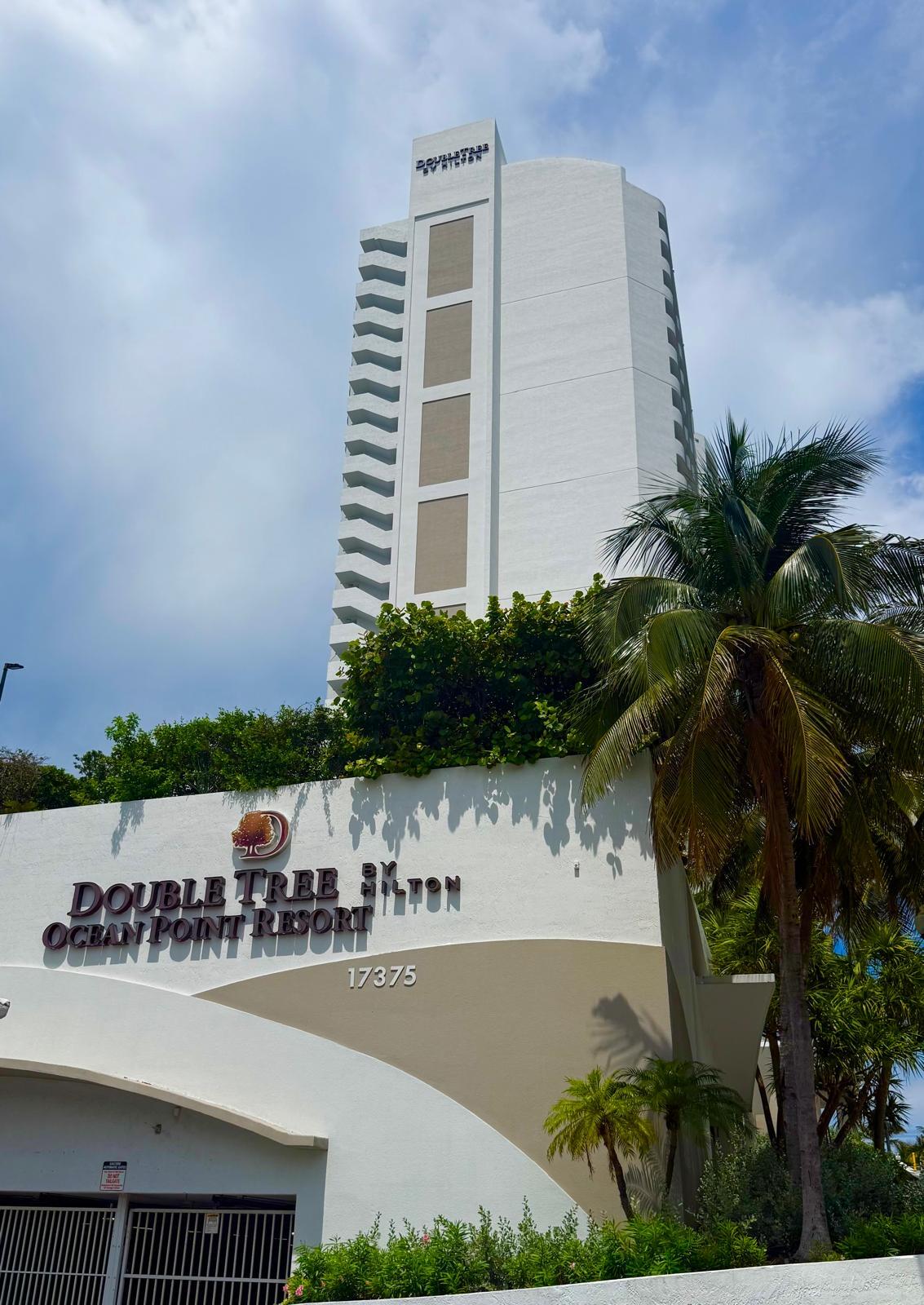 Foto de propiedad en 17375 Collins Avenue 1104, Sunny Isles Beach, FL 33160 Sunny Isles Beach con MLS# 