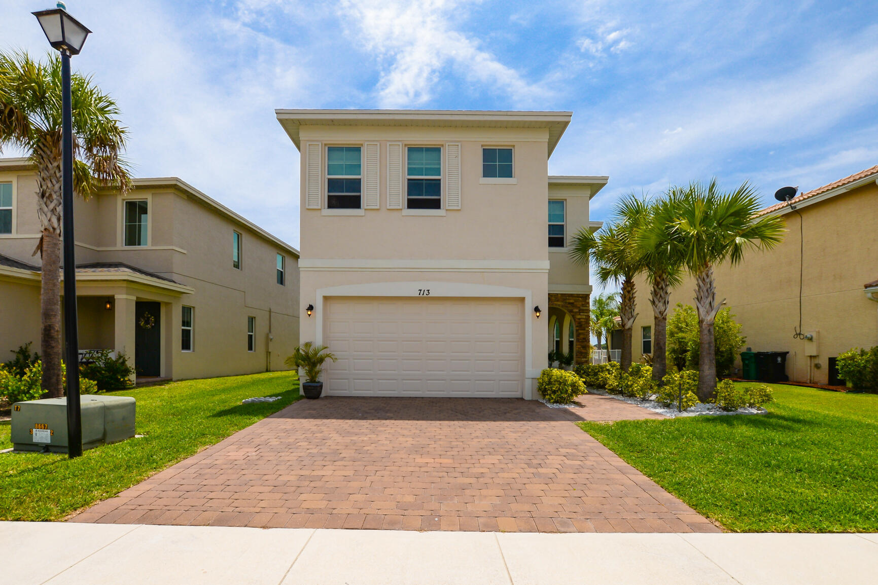 En Renta 713 NW Leonardo Circle 713, Port St. Lucie, FL 34986, Port St. Lucie, FL 34986