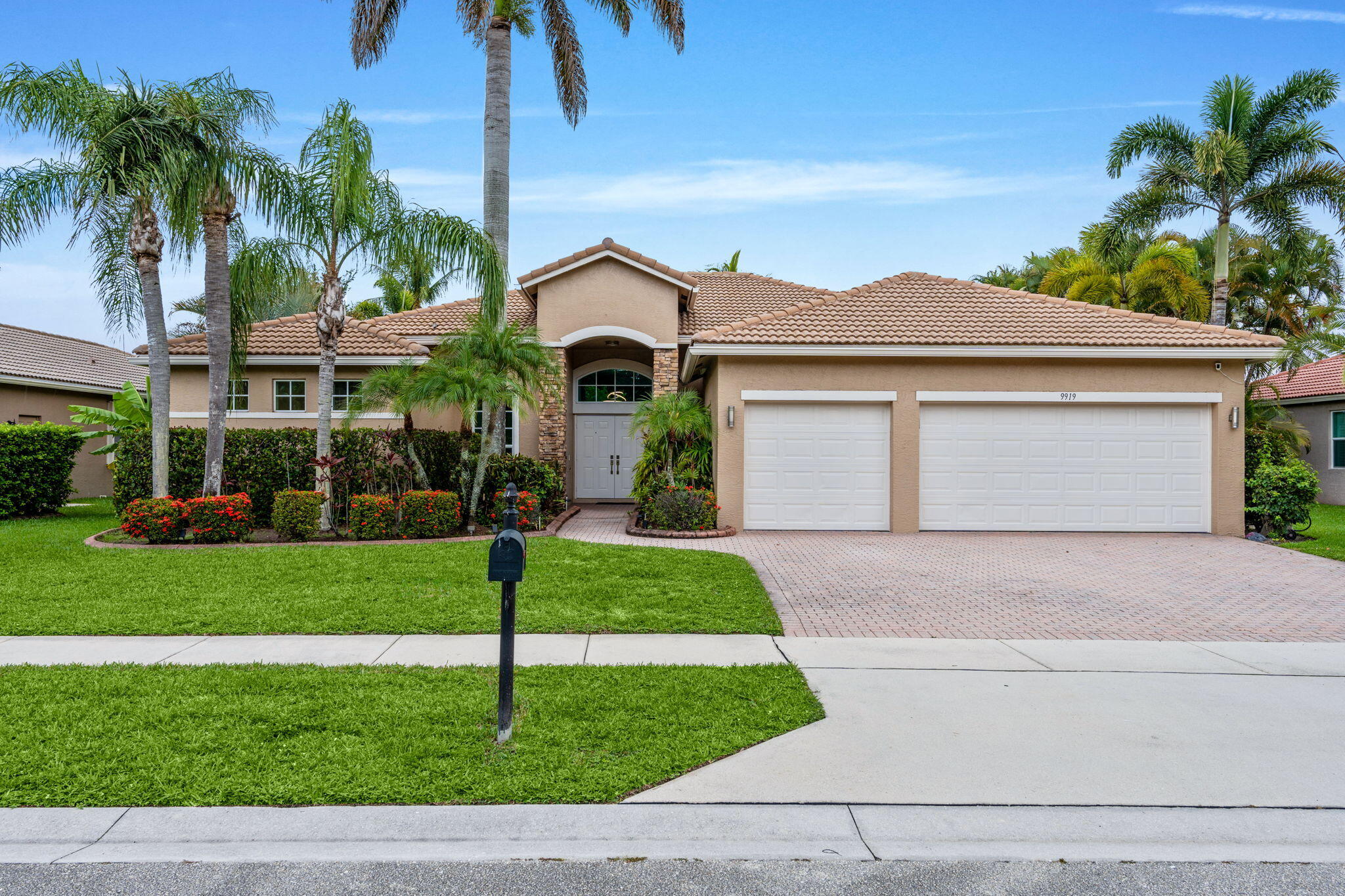 En Renta 9919 Royal Cardigan Way, West Palm Beach, FL 33411, West Palm Beach, FL 33411