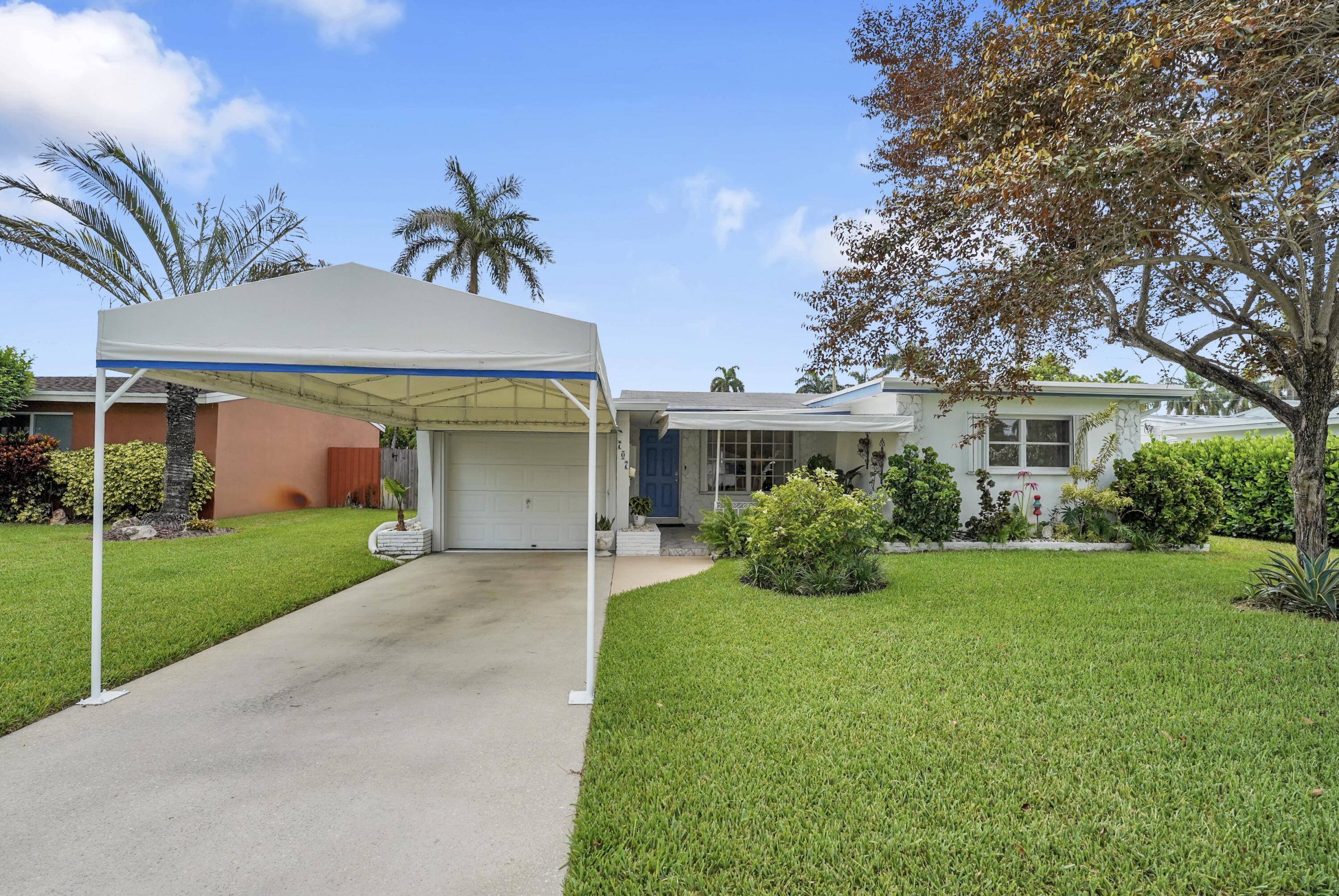 Foto de propiedad en 707 N 32nd Avenue, Hollywood, FL 33021 Hollywood con MLS# 