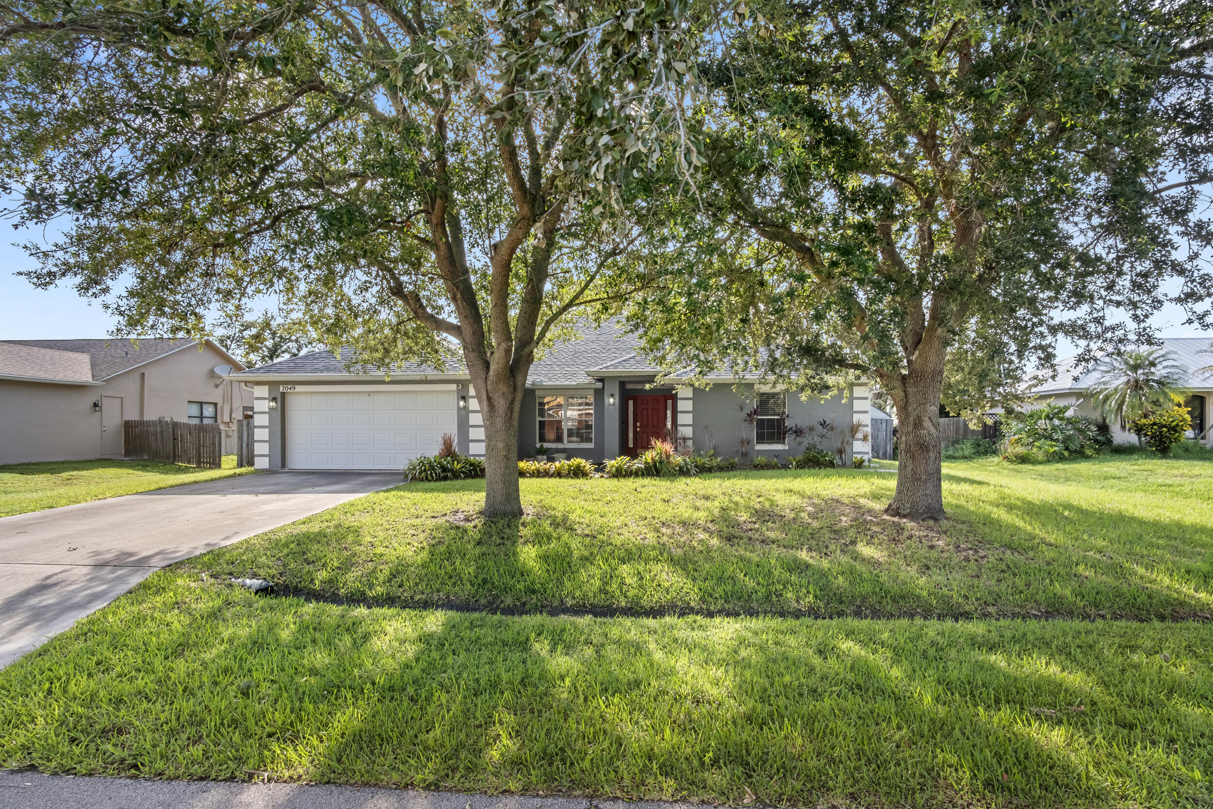 Foto de propiedad en 2049 SW Capeador Street, Port St. Lucie, FL 34953 Port St. Lucie con MLS# 