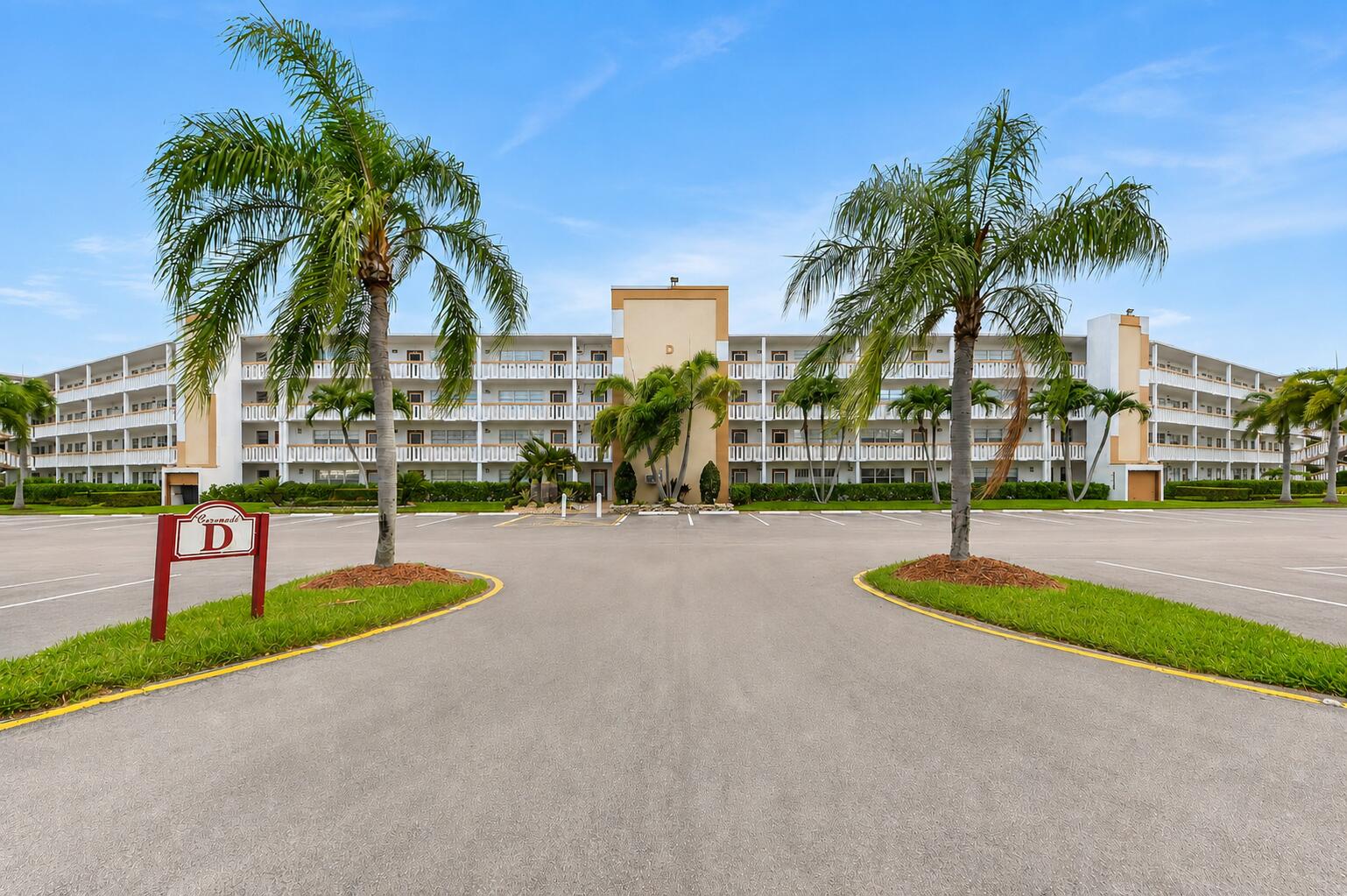 Foto de propiedad en 1069 Cornwall D, Boca Raton, FL 33434 Boca Raton con MLS# 