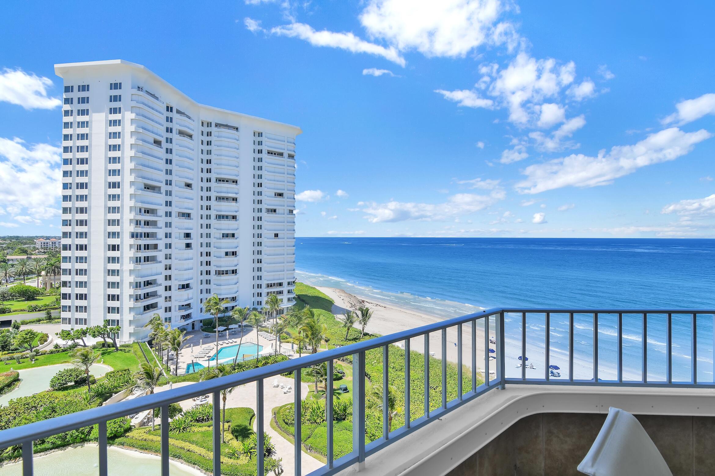 Foto de propiedad en 550 S Ocean Boulevard 1003, Boca Raton, FL 33432 Boca Raton con MLS# 