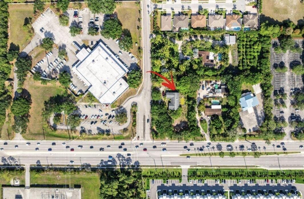 En Venta 4390 S Jog Road, Greenacres, FL 33463, Greenacres, FL 33463