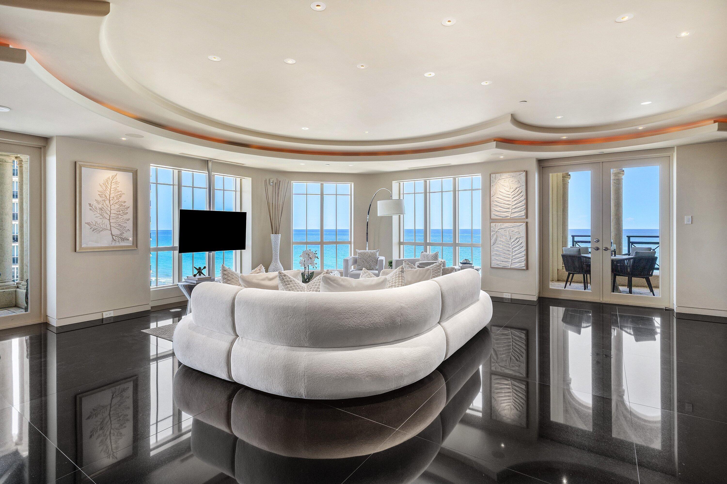 Foto de propiedad en 400 S Ocean Boulevard Ph2, Boca Raton, FL 33432 Boca Raton con MLS# 