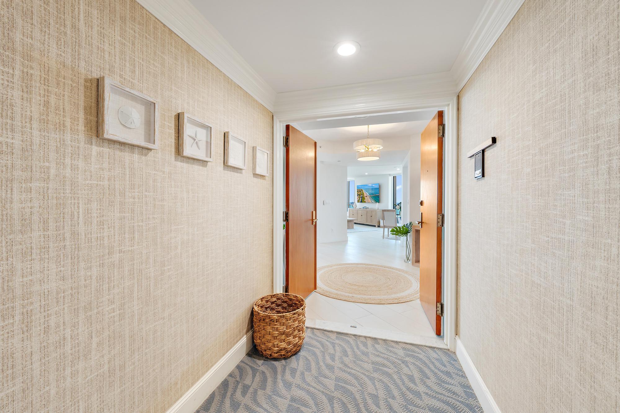 Foto de propiedad en 5250 N Ocean Drive 5s, Singer Island, FL 33404 Singer Island con MLS# 