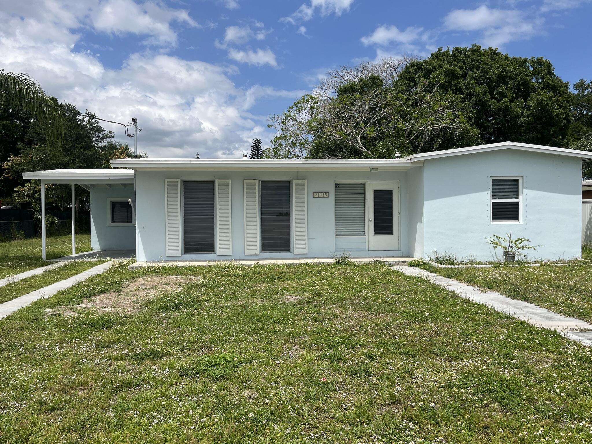 Alquilada 213 NE Prima Vista Boulevard, Port St. Lucie, FL 34983, Port St. Lucie, FL 34983