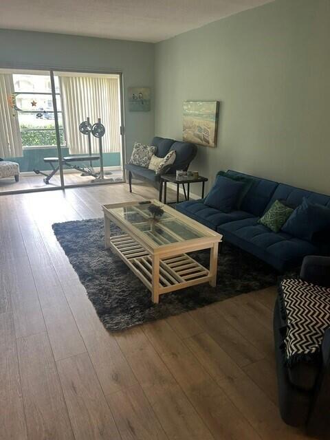 Foto de propiedad en 1106 Bahama Bend 1, Coconut Creek, FL 33066 Coconut Creek con MLS# 