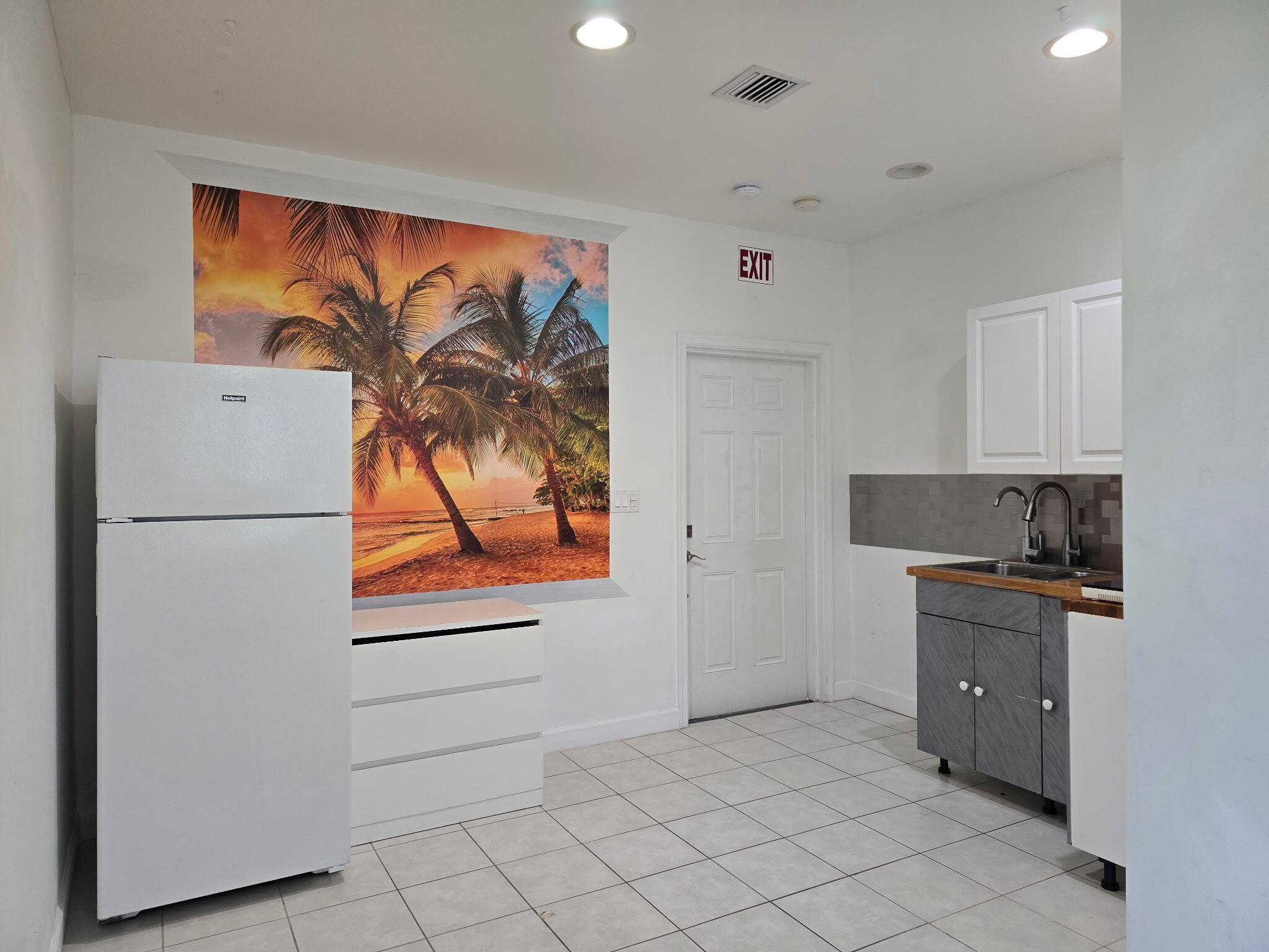 Foto de propiedad en 1922 Garfield Street #3, Hollywood, FL 33020 Hollywood con MLS# 