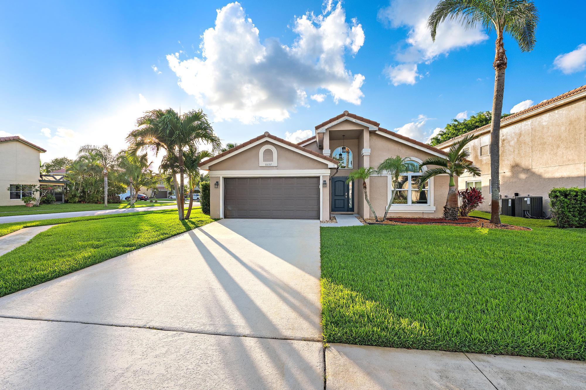 Vendido 8657 Tourmaline Boulevard, Boynton Beach, FL 33472, Boynton Beach, FL 33472