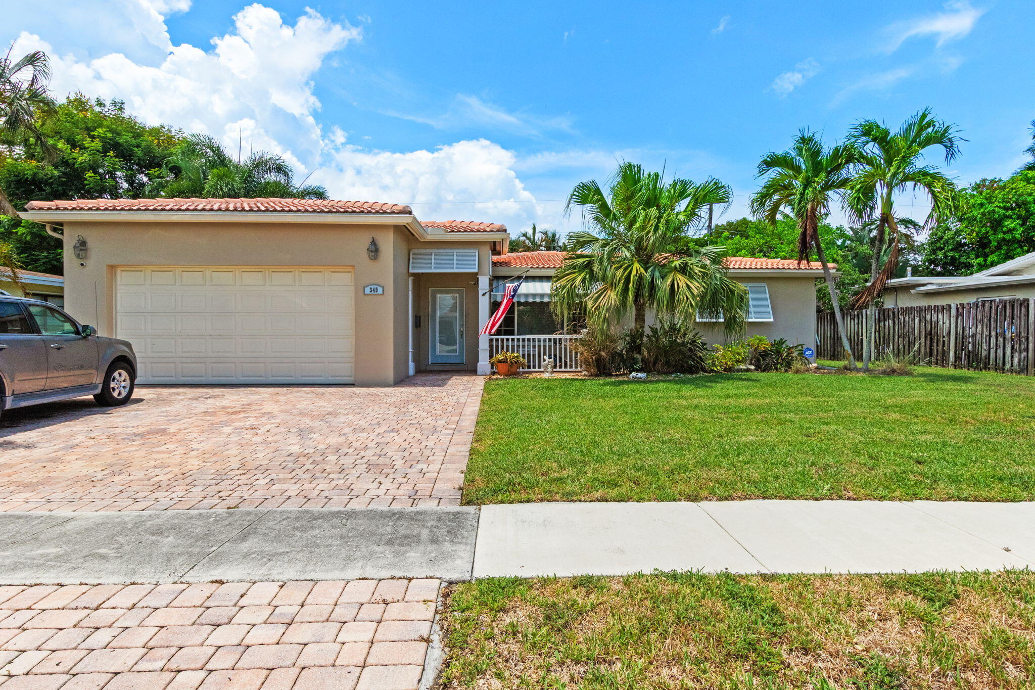Foto de propiedad en 349 SW 14th Court, Pompano Beach, FL 33060 Pompano Beach con MLS# 