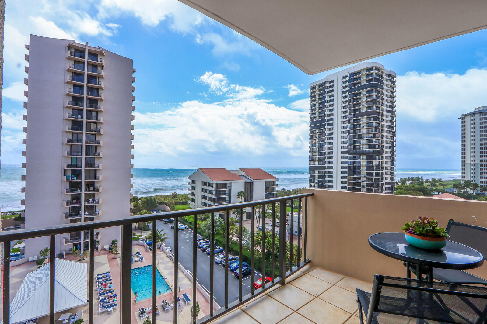 Foto de propiedad en 4200 N Ocean Drive 2-802, Singer Island, FL 33404 Singer Island con MLS# 