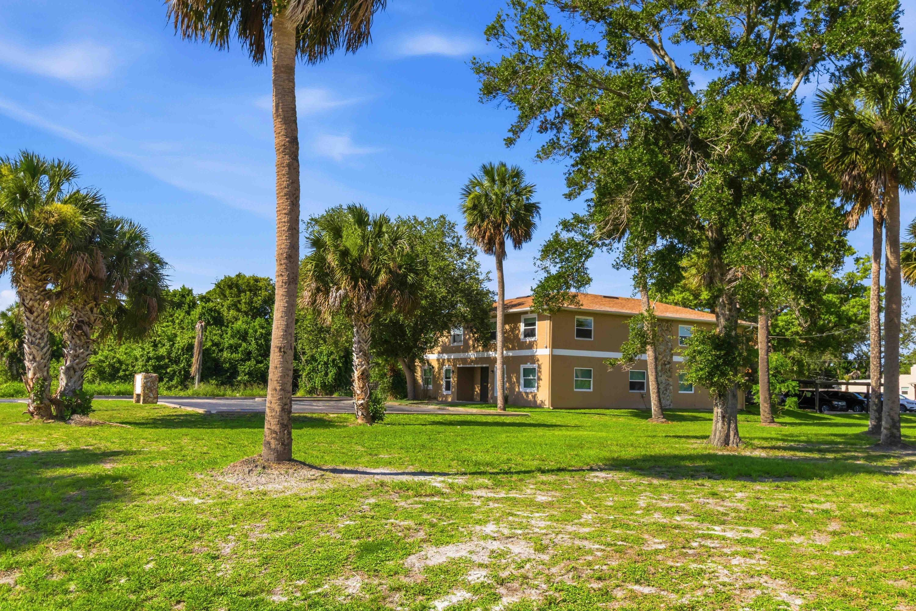 Foto de propiedad en 111 Scott Street, Melbourne, FL 32901 Melbourne con MLS# 