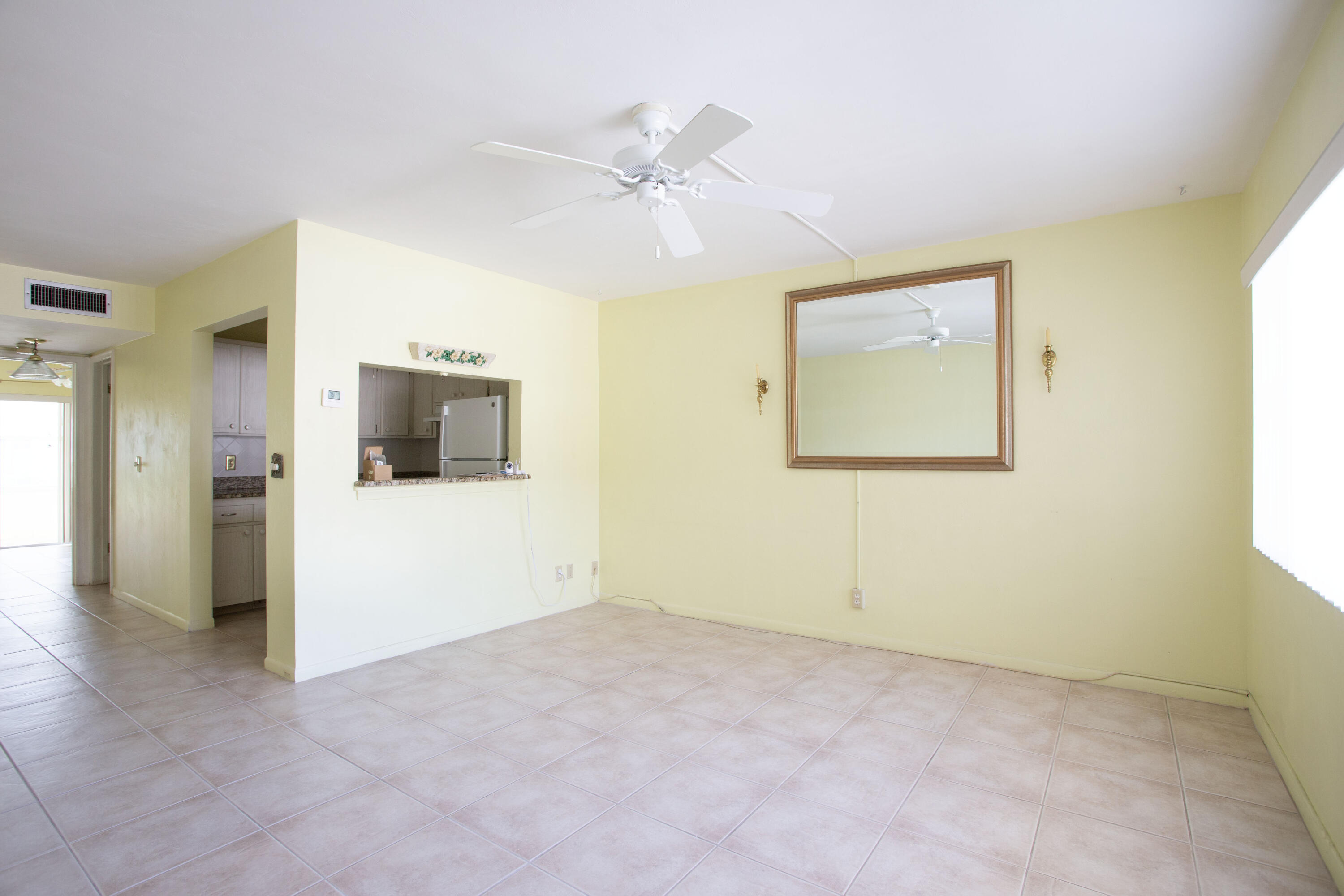 Foto de propiedad en 3160 Lake Osborne Drive 108, Lake Worth Beach, FL 33461 Lake Worth Beach con MLS# 