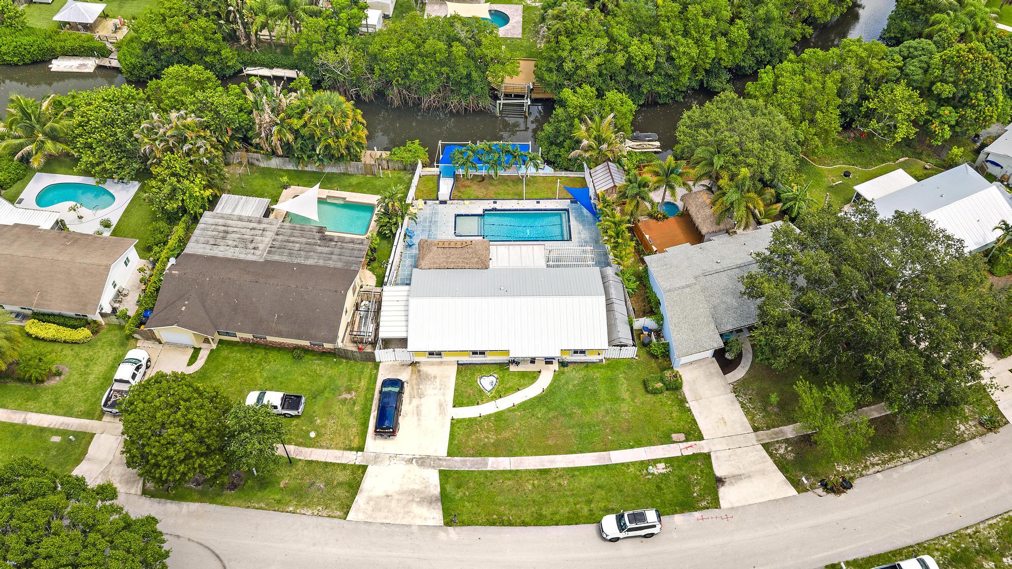 Foto de propiedad en 1005 Mohawk Street, Jupiter, FL 33458 Jupiter con MLS# 