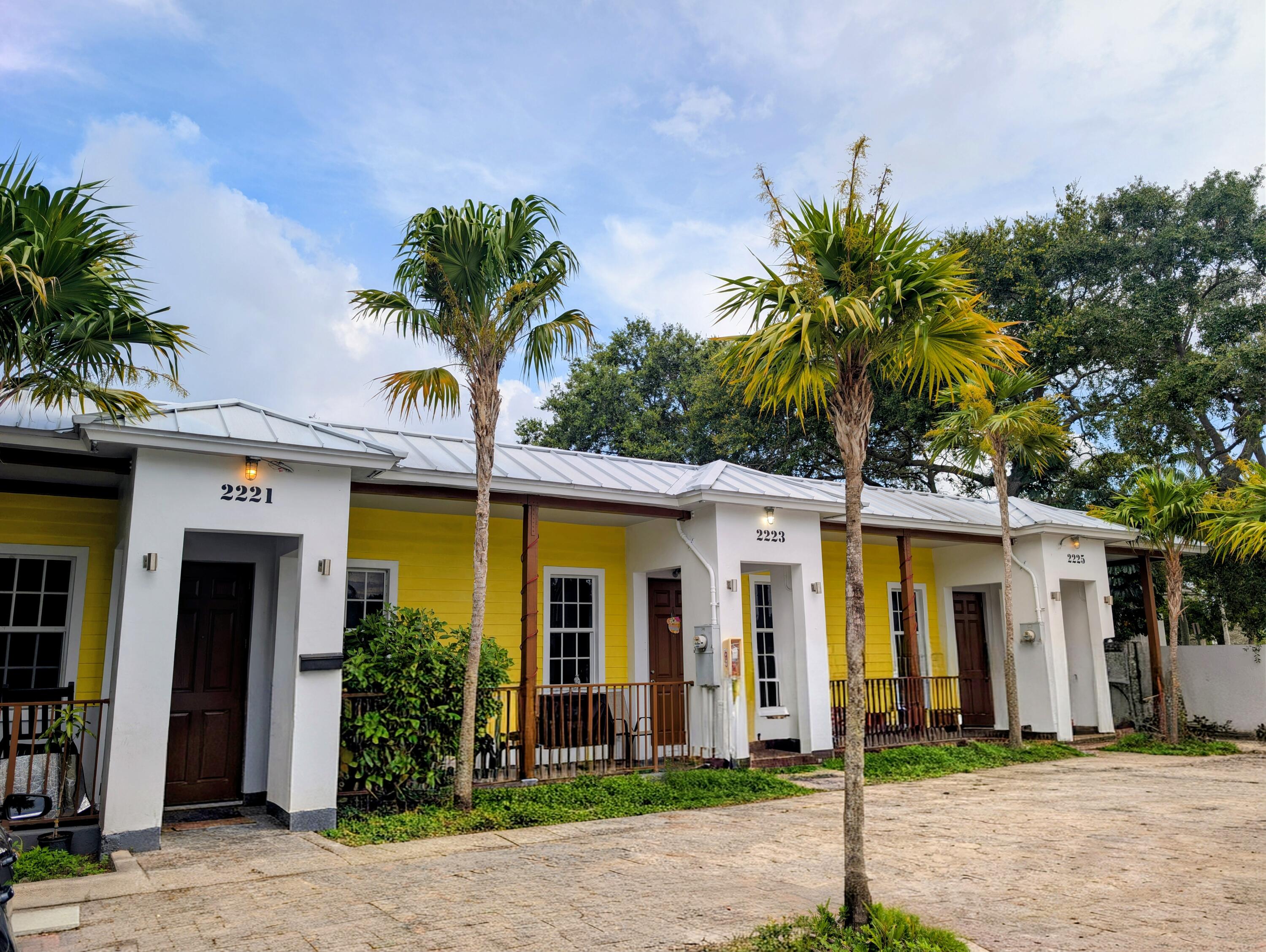 Foto de propiedad en 2221 NW 64th Avenue, Sunrise, FL 33313 Sunrise con MLS# 