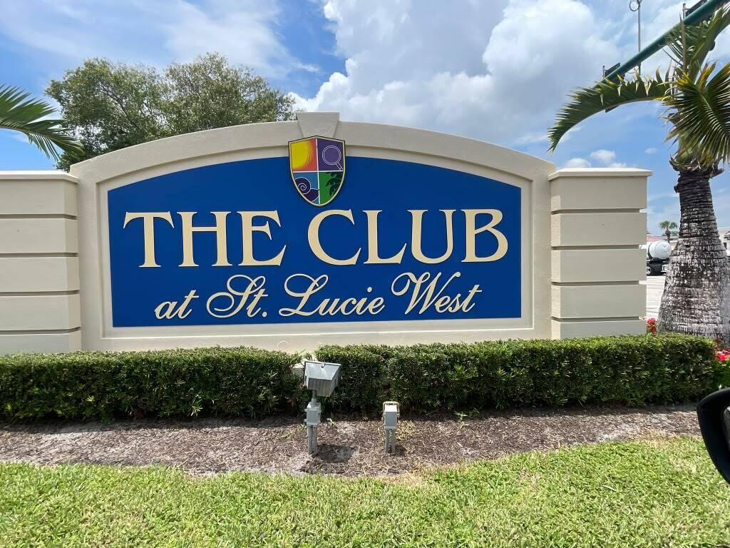 En Venta 241 SW Palm Drive 106, Port St. Lucie, FL 34986, Port St. Lucie, FL 34986