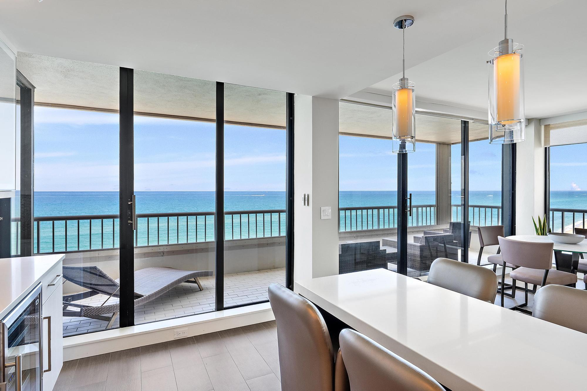 Foto de propiedad en 5250 N Ocean Drive 10s, Singer Island, FL 33404 Singer Island con MLS# 