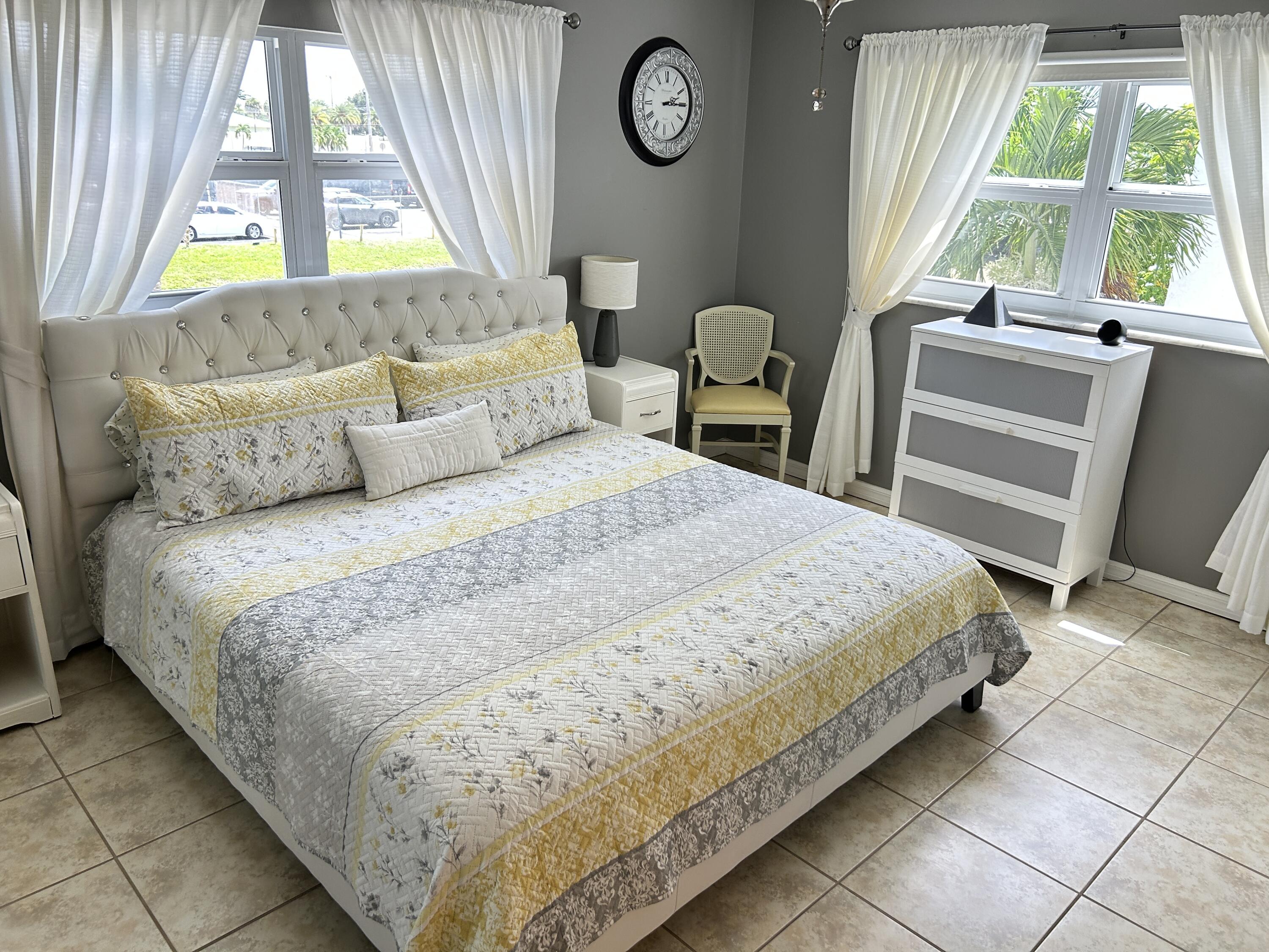 Foto de propiedad en 4880 NW 22nd Street 214, Lauderhill, FL 33311 Lauderhill con MLS# 