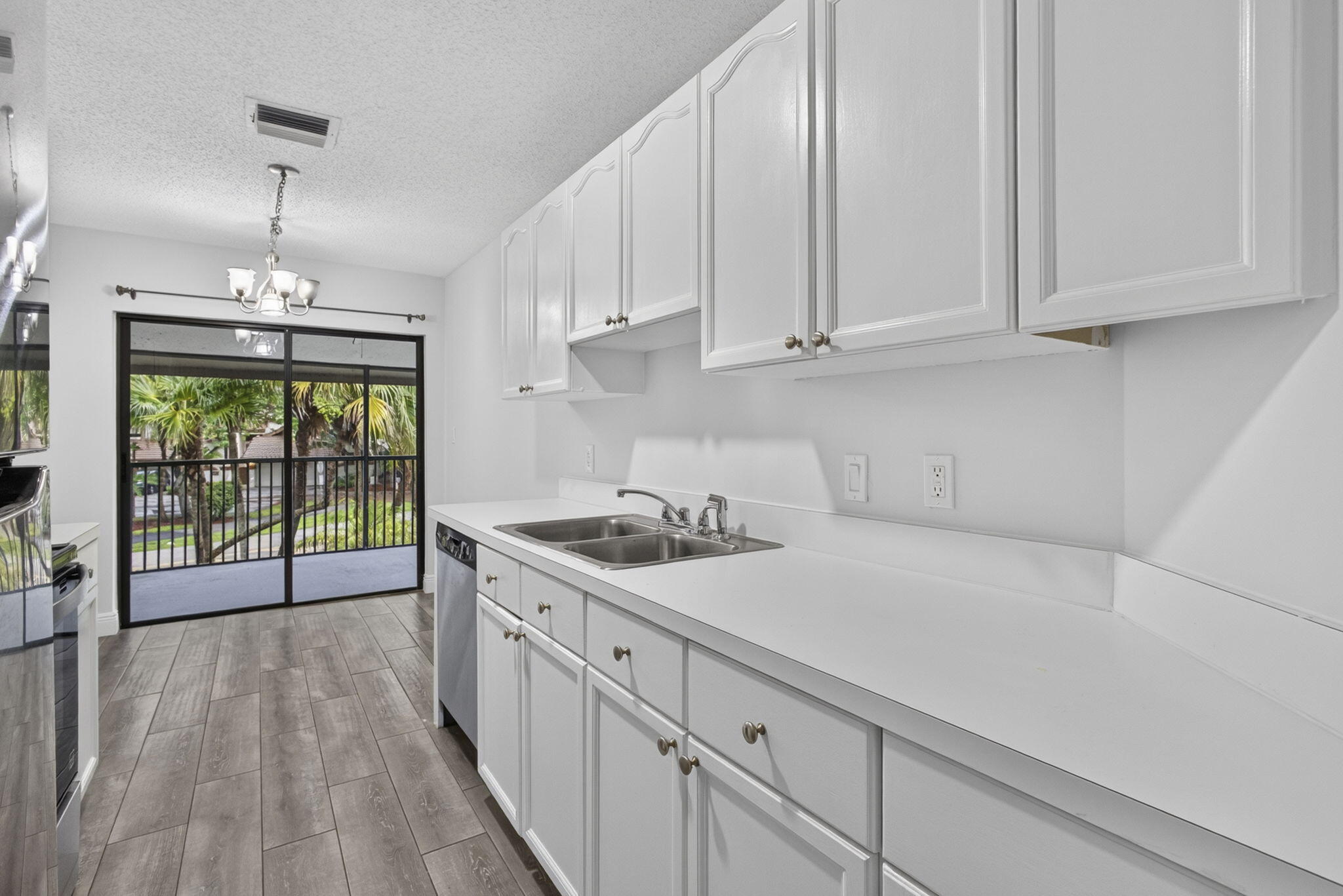 Foto de propiedad en 12708 Shoreline Drive F, Wellington, FL 33414 Wellington con MLS# 