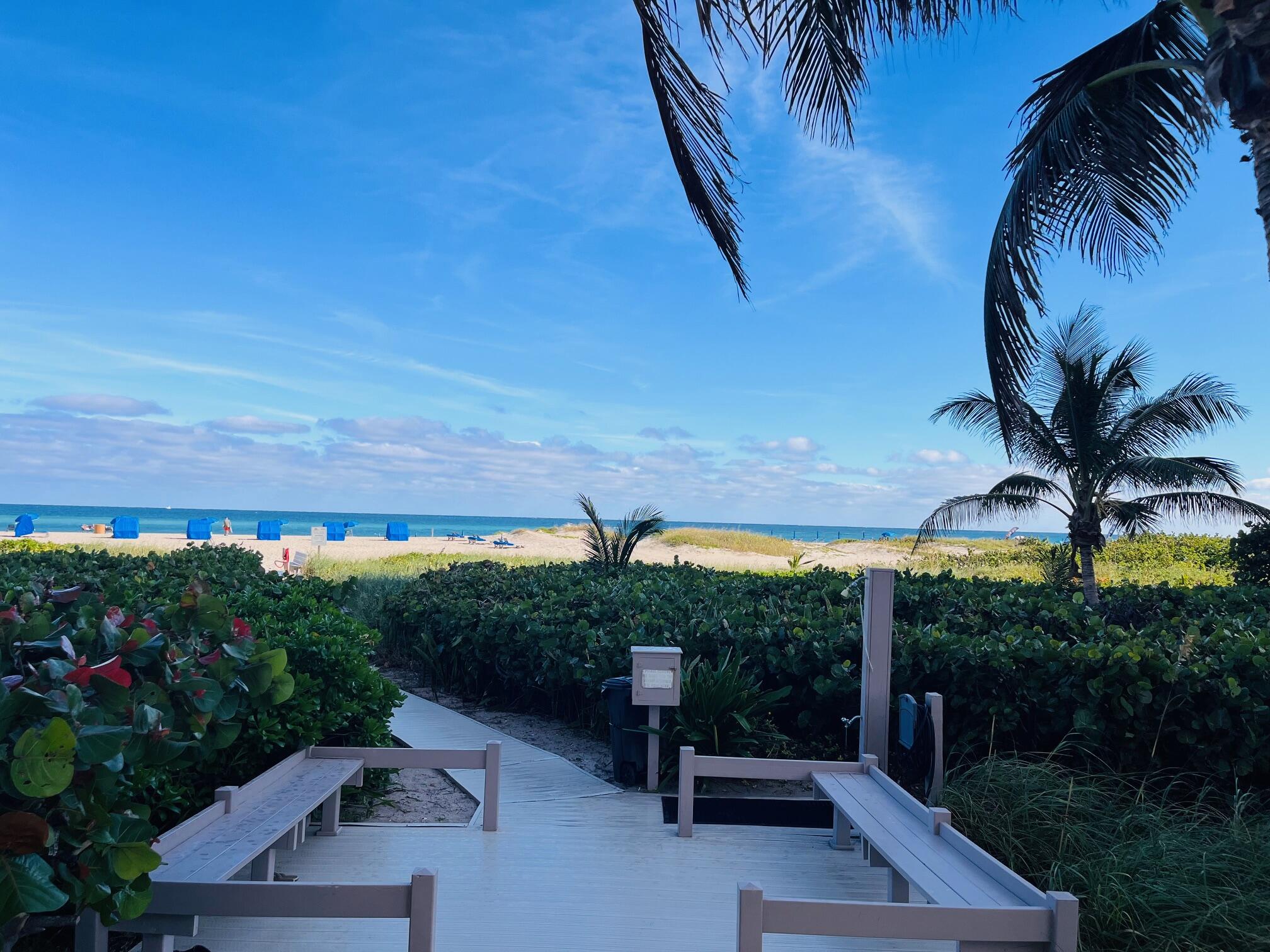 Foto de propiedad en 2800 N Ocean Drive A12b, Singer Island, FL 33404 Singer Island con MLS# 