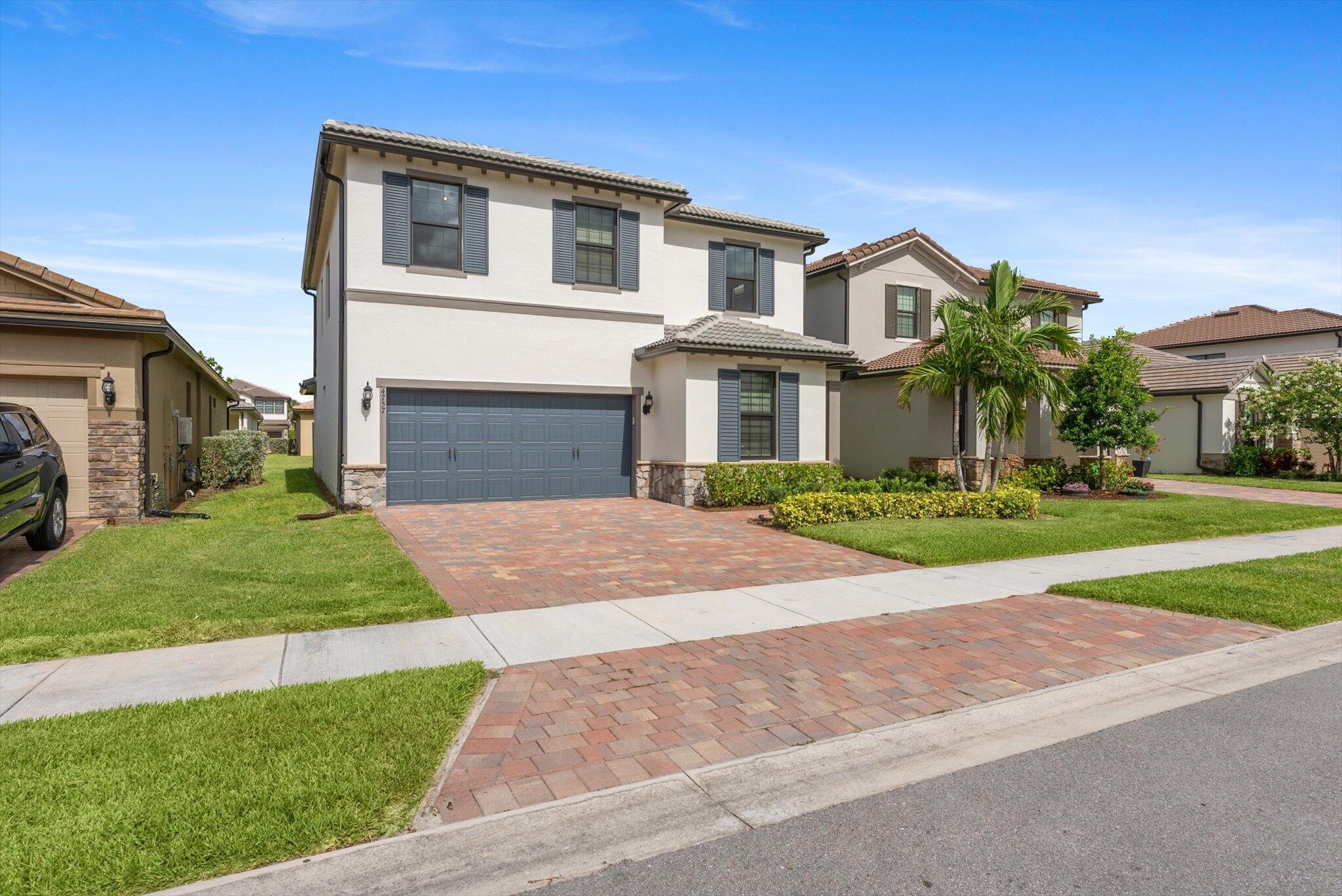 Vendido 4757 Roldan Court Roldan Ct, Lake Worth, FL 33467, Lake Worth, FL 33467