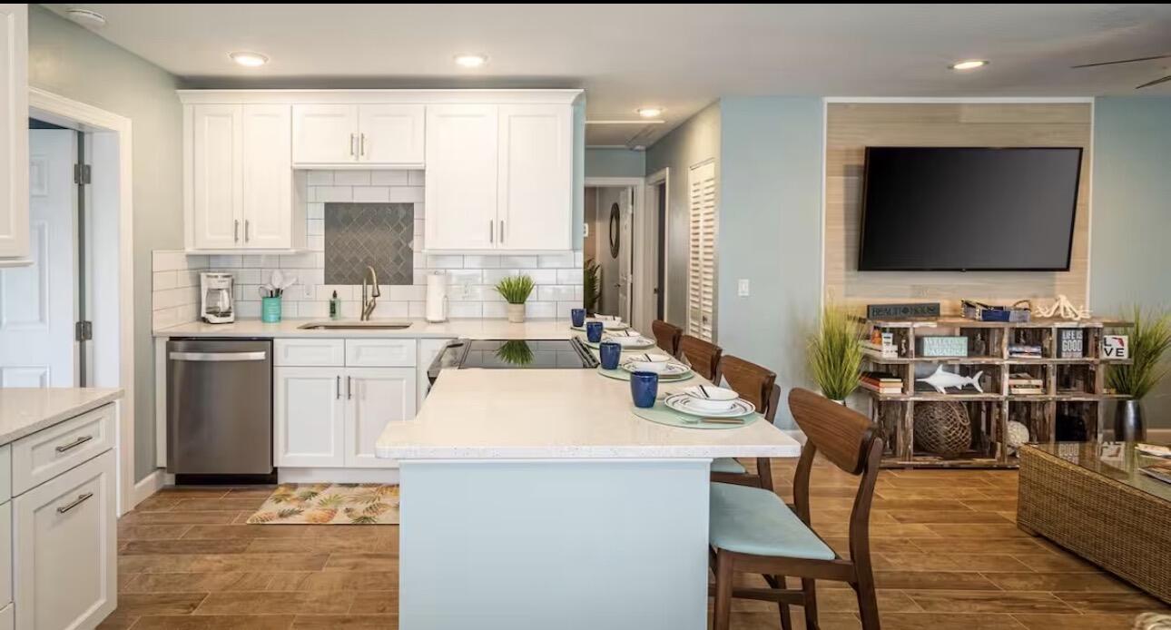Foto de propiedad en 85 S Las Olas Drive, Jensen Beach, FL 34957 Jensen Beach con MLS# 
