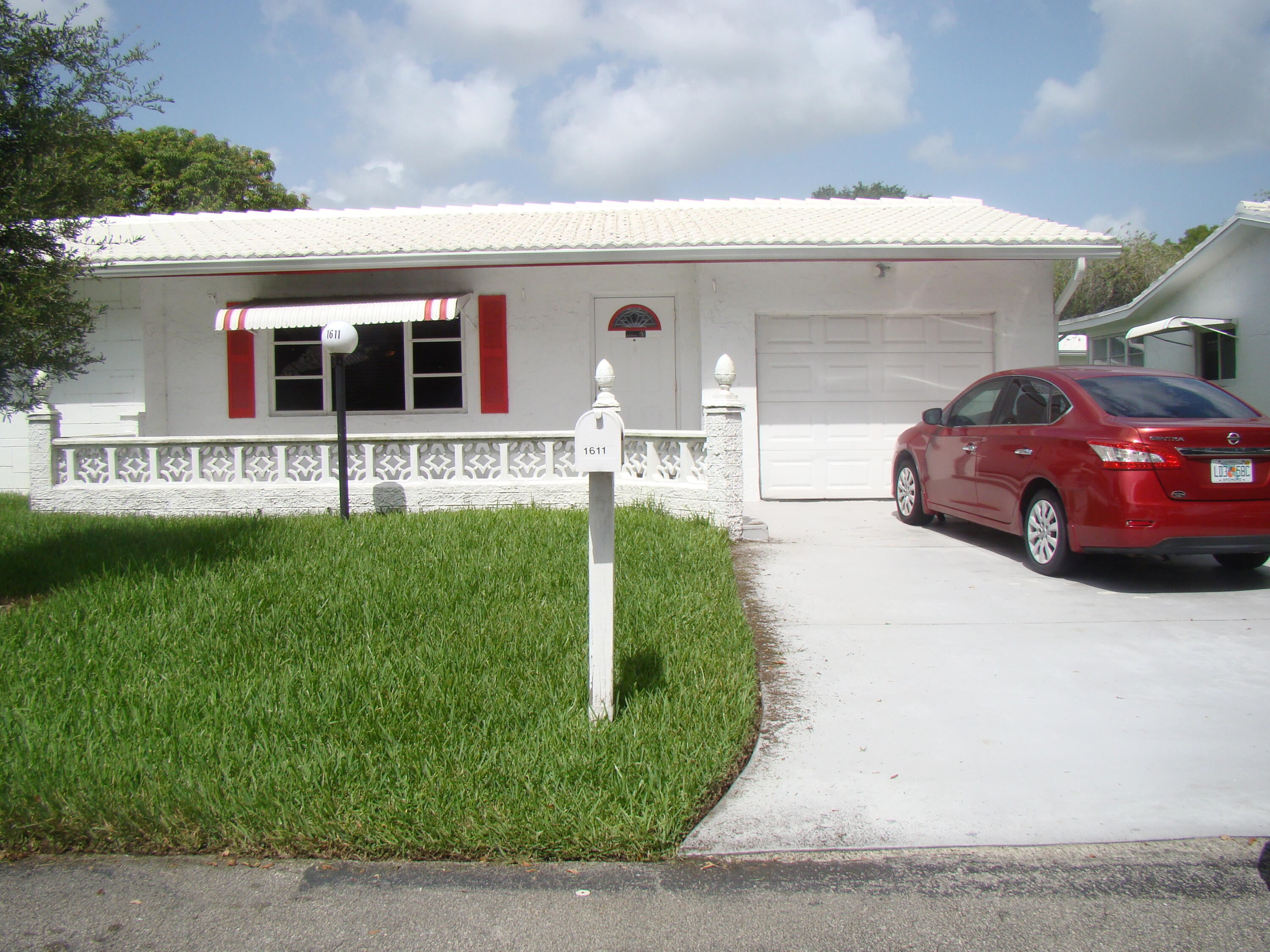 Foto de propiedad en 1611 NW 82nd Terrace, Plantation, FL 33322 Plantation con MLS# 