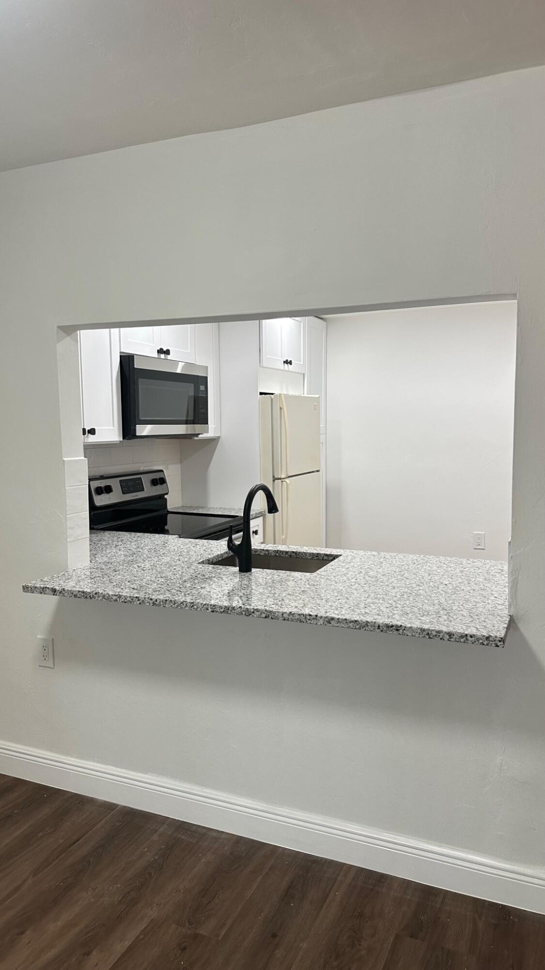 Alquilada 11217 SW 88th Street C-203, Miami, FL 33173, Miami, FL 33173