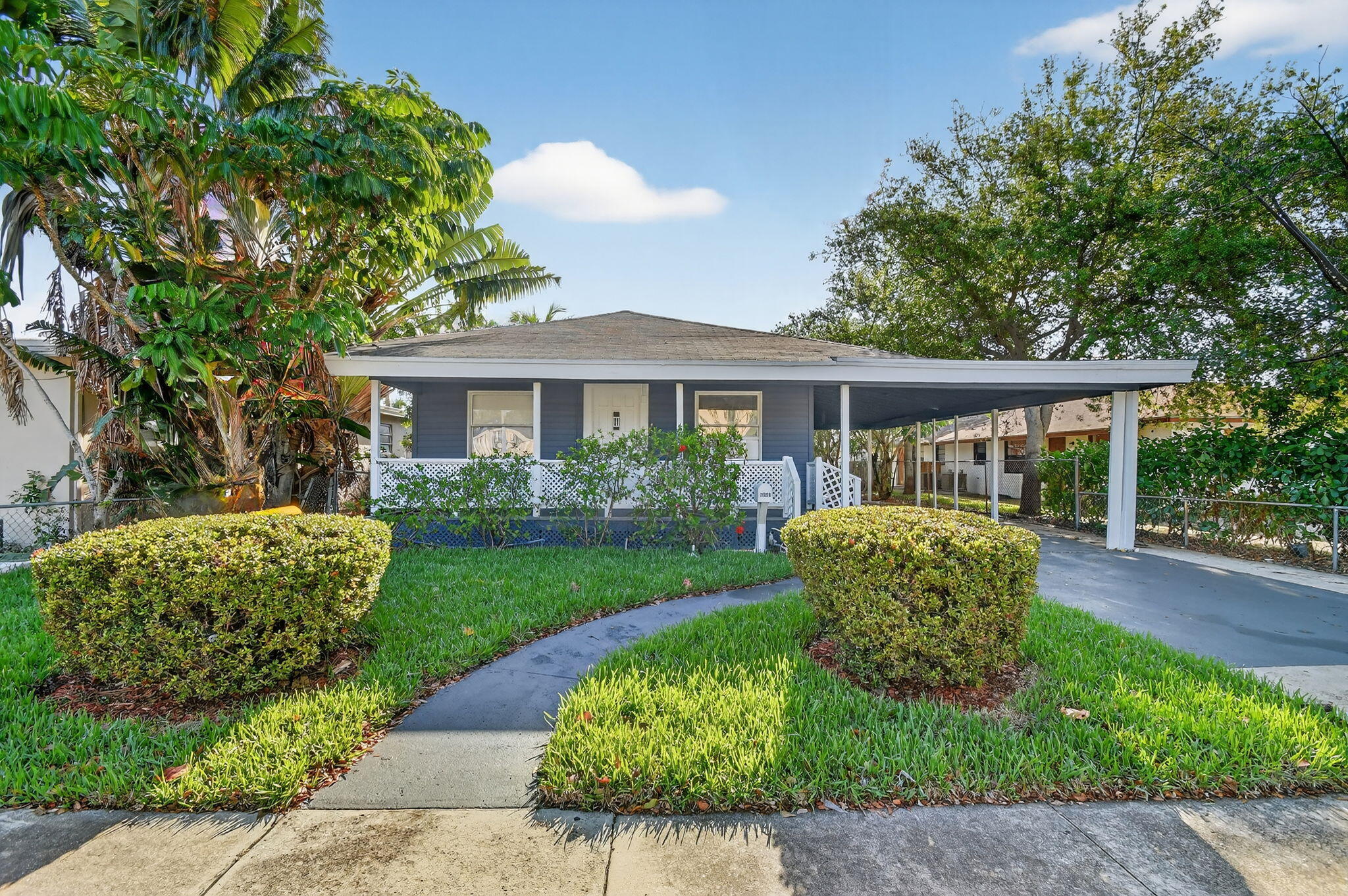 Foto de propiedad en 1006 S M Street, Lake Worth Beach, FL 33460 Lake Worth Beach con MLS# 