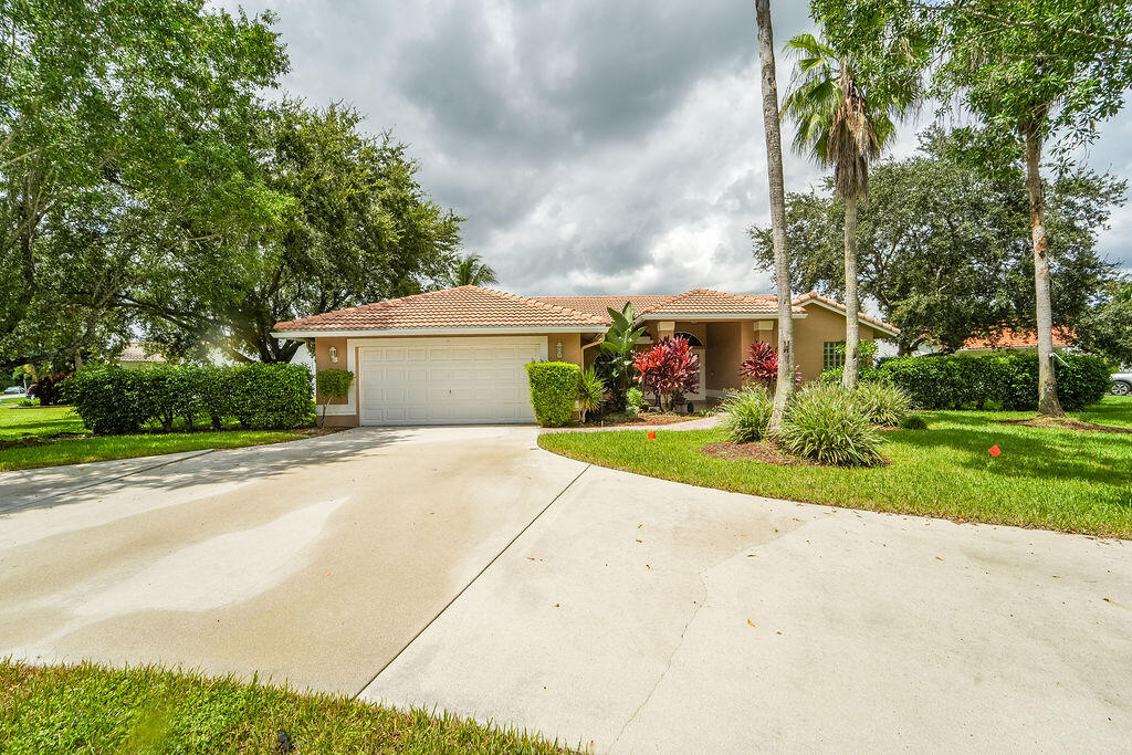 Enjoy the lovely oversized lot with circular drive in this private, quiet neighborhood, so close to everything!