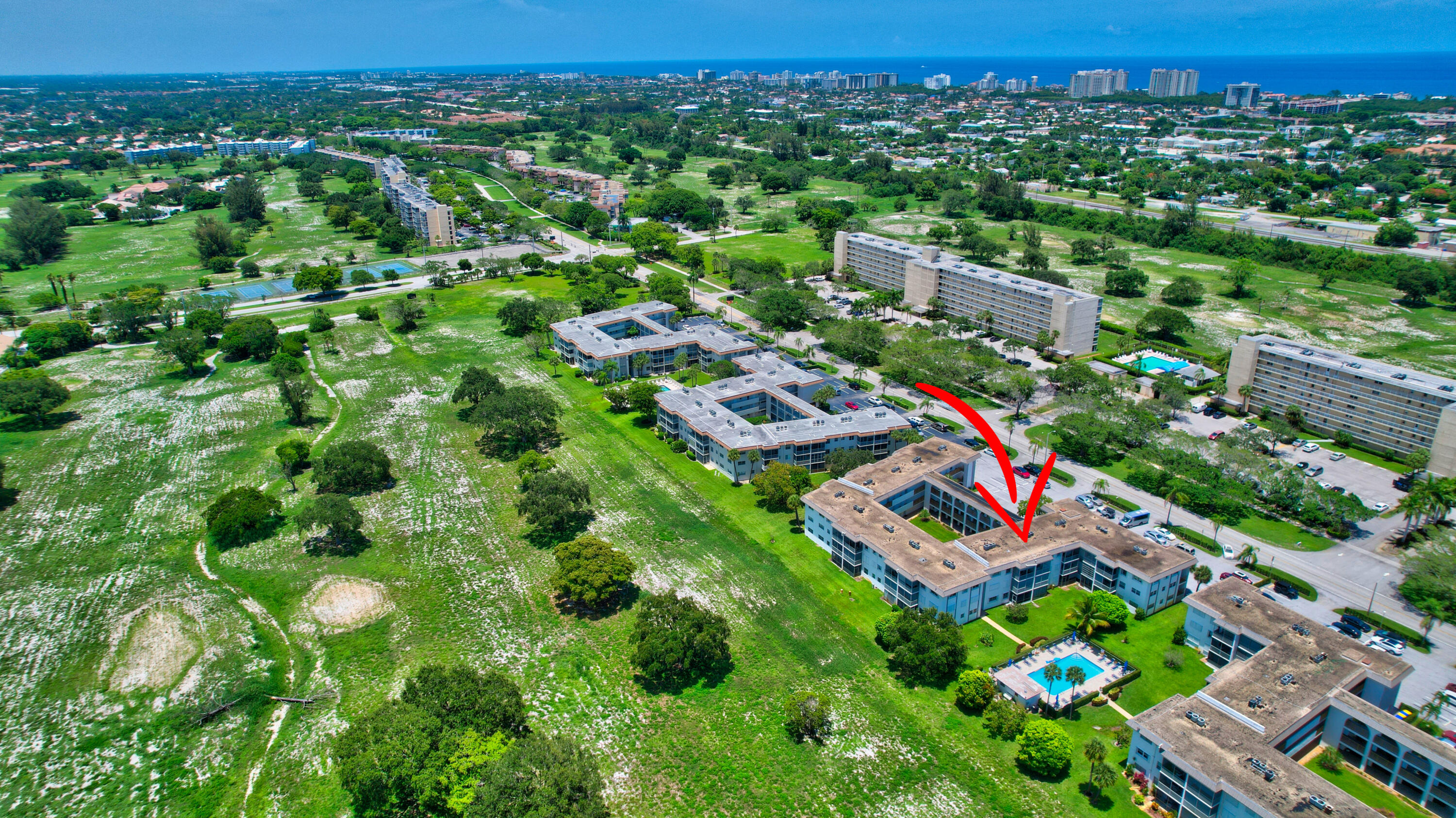 Foto de propiedad en 5501 NW 2nd Avenue 313, Boca Raton, FL 33487 Boca Raton con MLS# 
