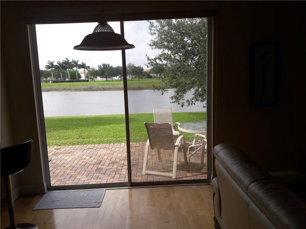 En Venta 229 Gazetta Way, West Palm Beach, FL 33413, West Palm Beach, FL 33413