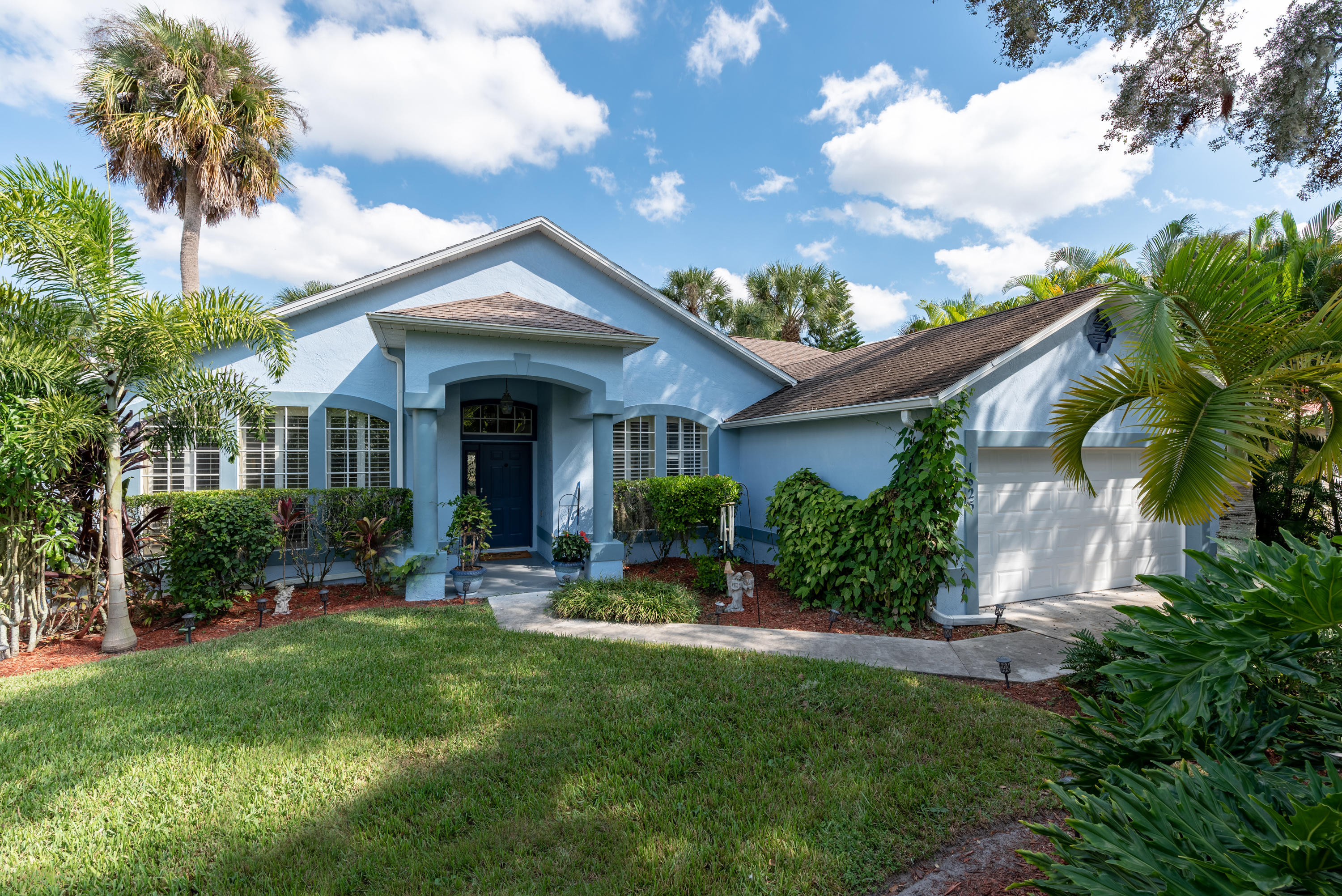 Vendido 1825 SW Import Drive, Port St. Lucie, FL 34953, Port St. Lucie, FL 34953