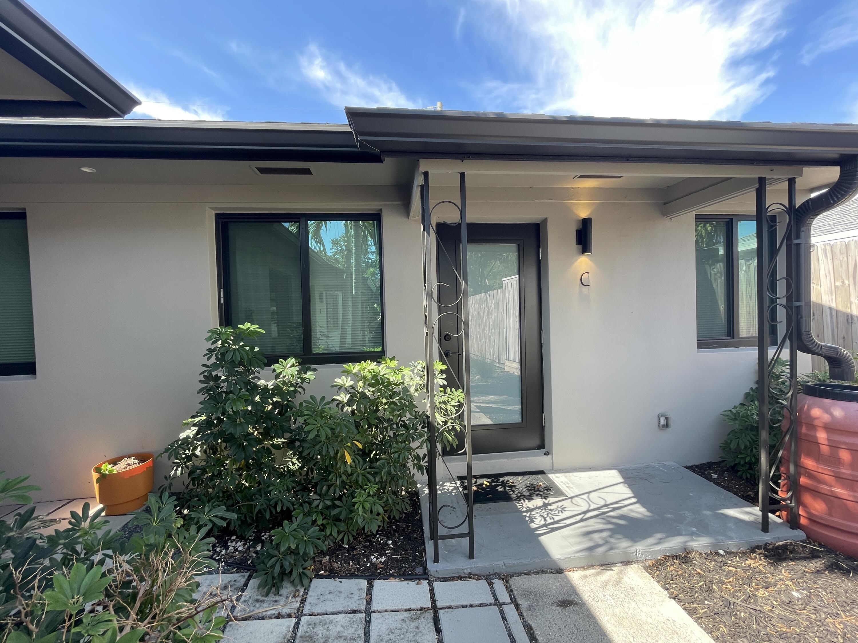 Alquilada 927 N L Street Unit C, Lake Worth Beach, FL 33460, Lake Worth Beach, FL 33460