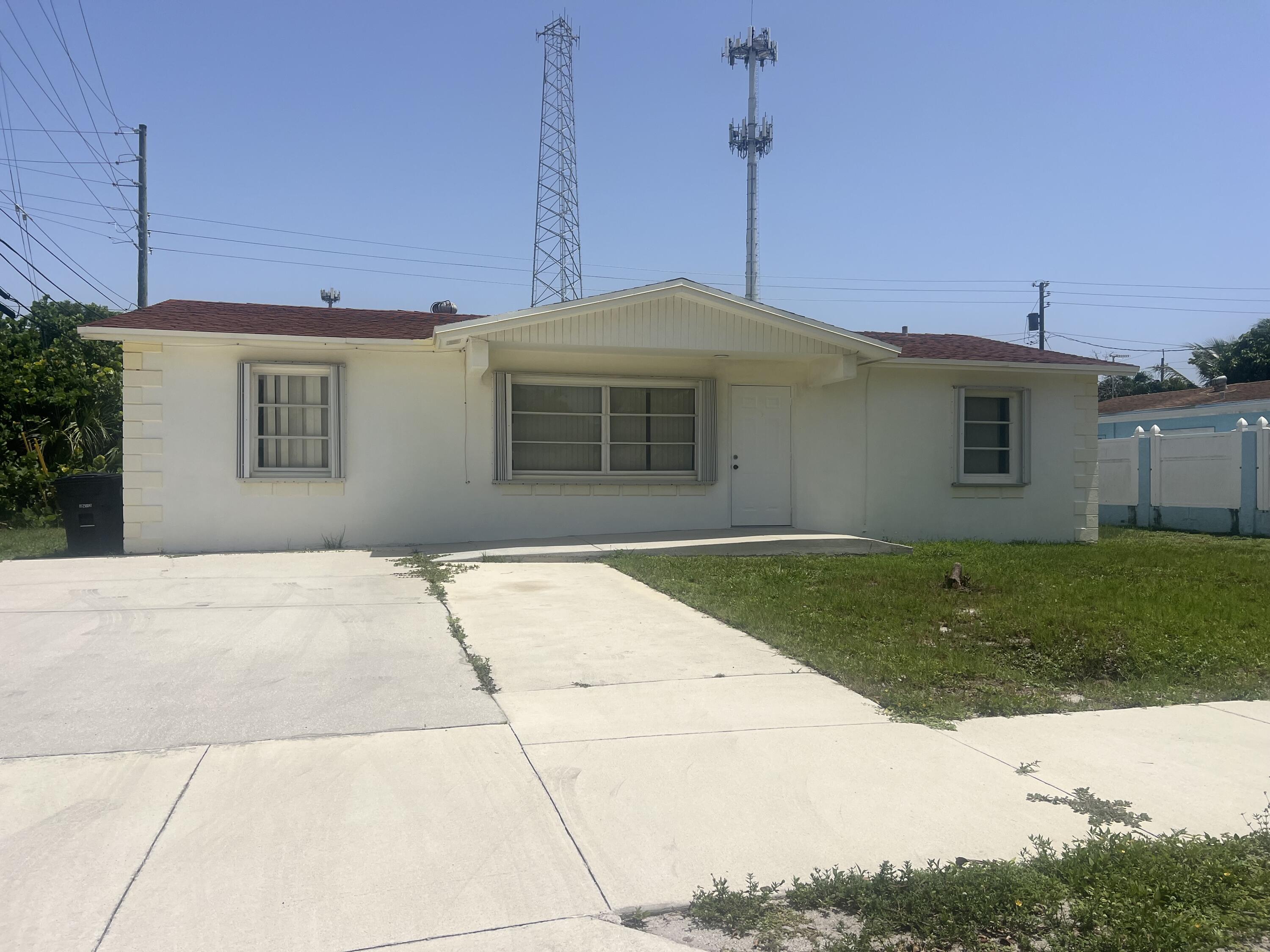 Foto de propiedad en 816 24th Avenue N, Lake Worth Beach, FL 33460 Lake Worth Beach con MLS# 