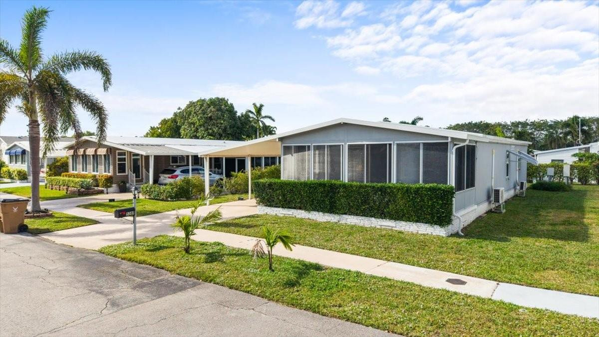 Foto de propiedad en 5389 NW 3rd Avenue, Deerfield Beach, FL 33064 Deerfield Beach con MLS# 