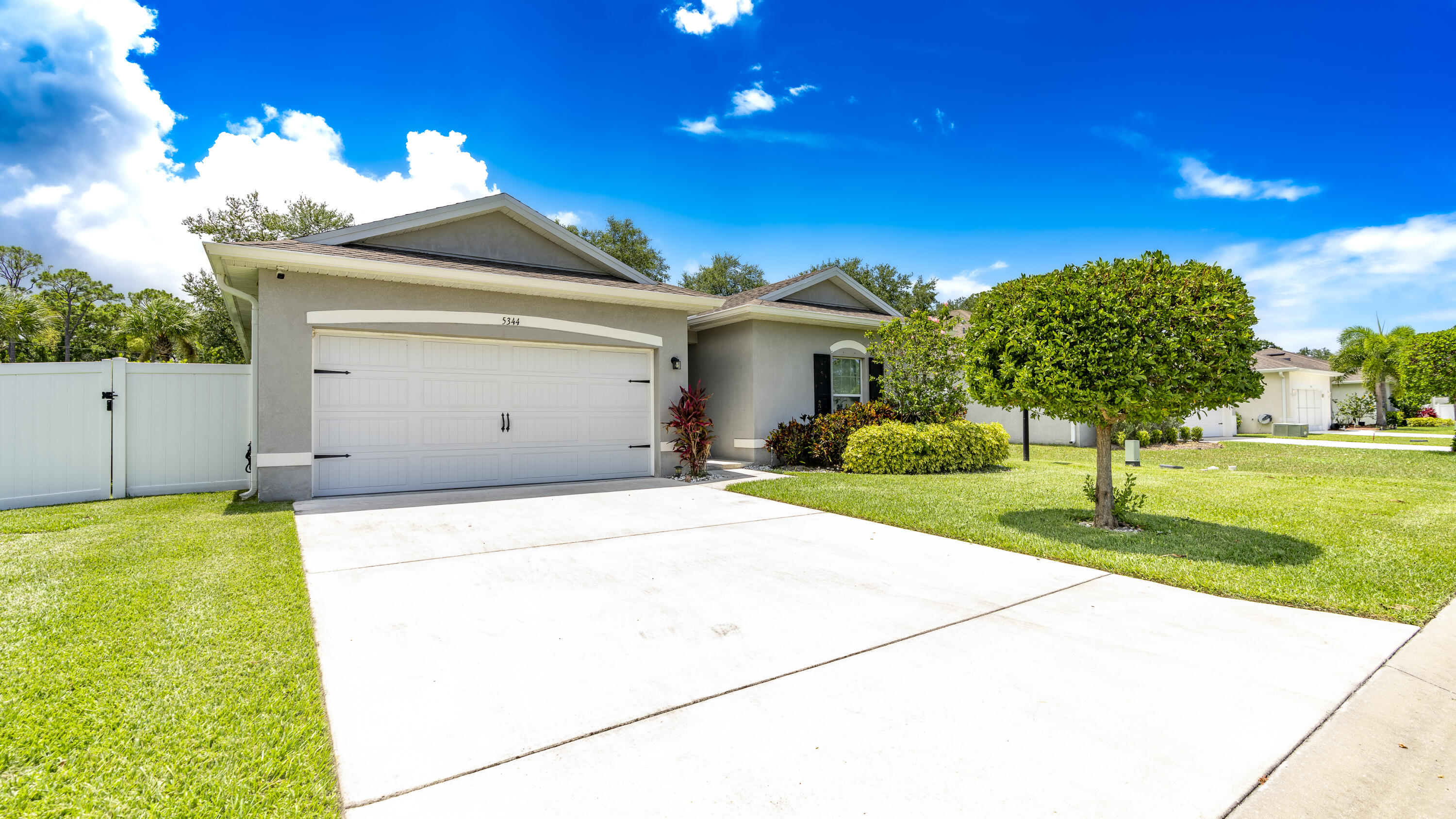 En Renta 5344 Oakland Lake Circle, Fort Pierce, FL 34951, Fort Pierce, FL 34951