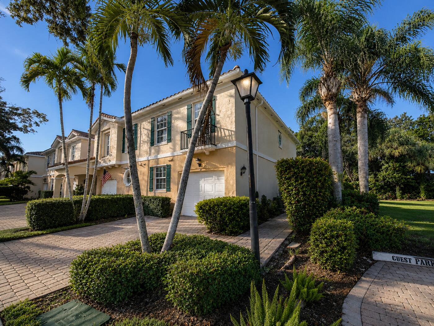 Foto de propiedad en 436 Capistrano Drive, Palm Beach Gardens, FL 33410 Palm Beach Gardens con MLS# 