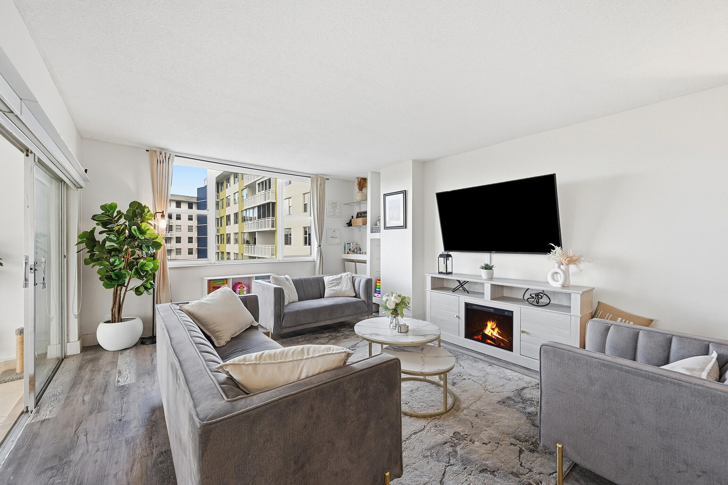 Foto de propiedad en 4400 Hillcrest Drive 719c, Hollywood, FL 33021 Hollywood con MLS# 