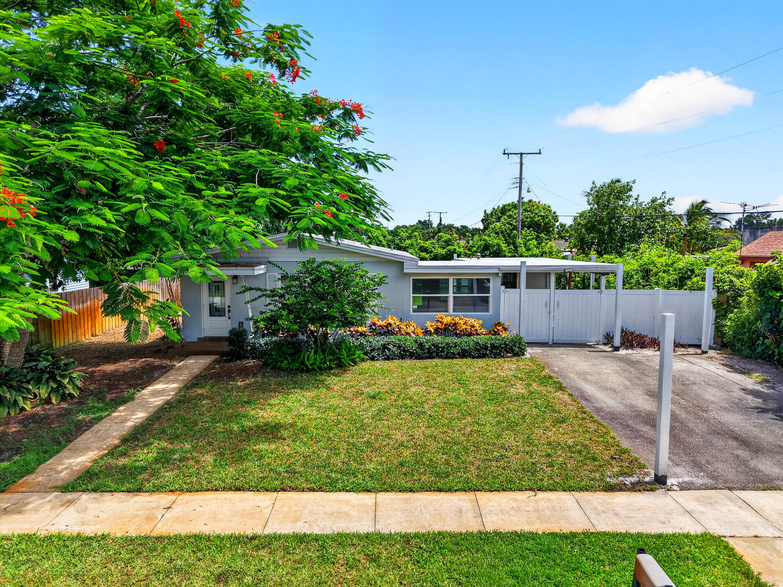 En Venta 1446 W Perry Street, Lantana, FL 33462, Lantana, FL 33462