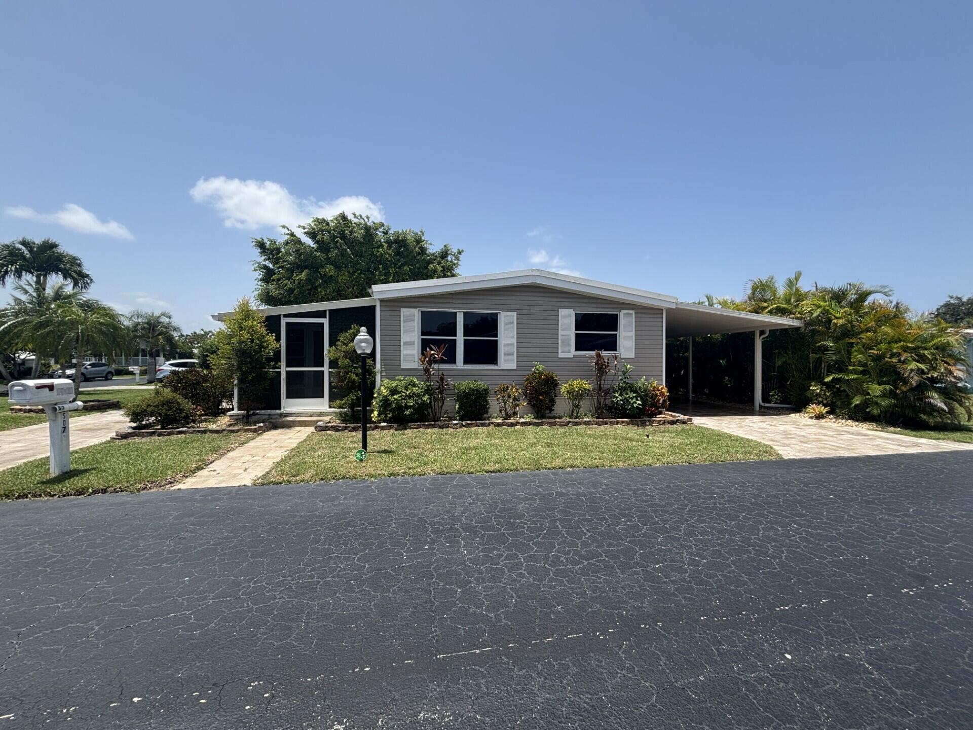 Foto de propiedad en 6700 NW 45th Avenue S-7, Coconut Creek, FL 33073 Coconut Creek con MLS# 