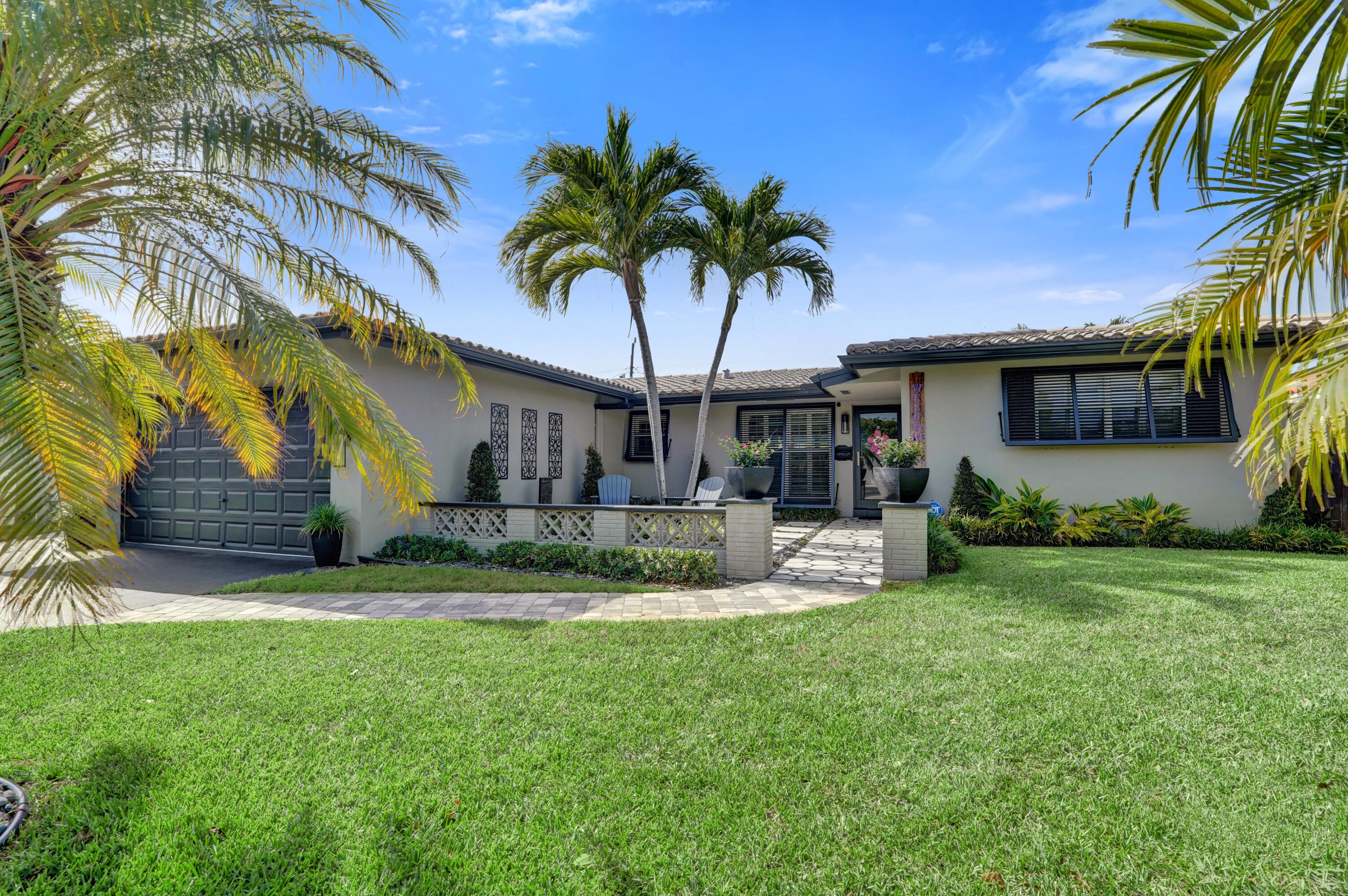 Foto de propiedad en 2117 NE 62nd Court, Fort Lauderdale, FL 33308 Fort Lauderdale con MLS# 