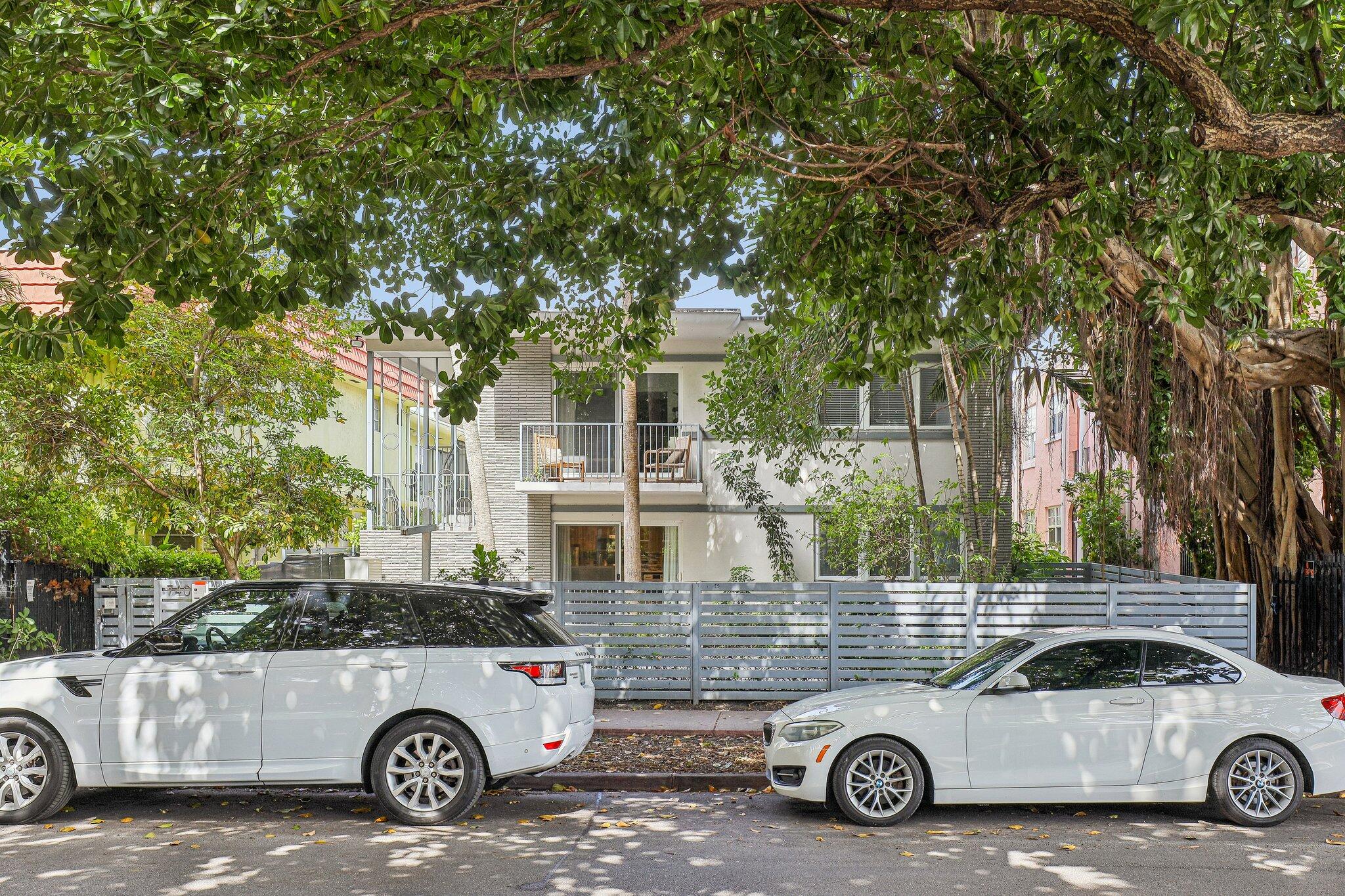 Foto de propiedad en 740 Meridian Avenue 11, Miami Beach, FL 33139 Miami Beach con MLS# 